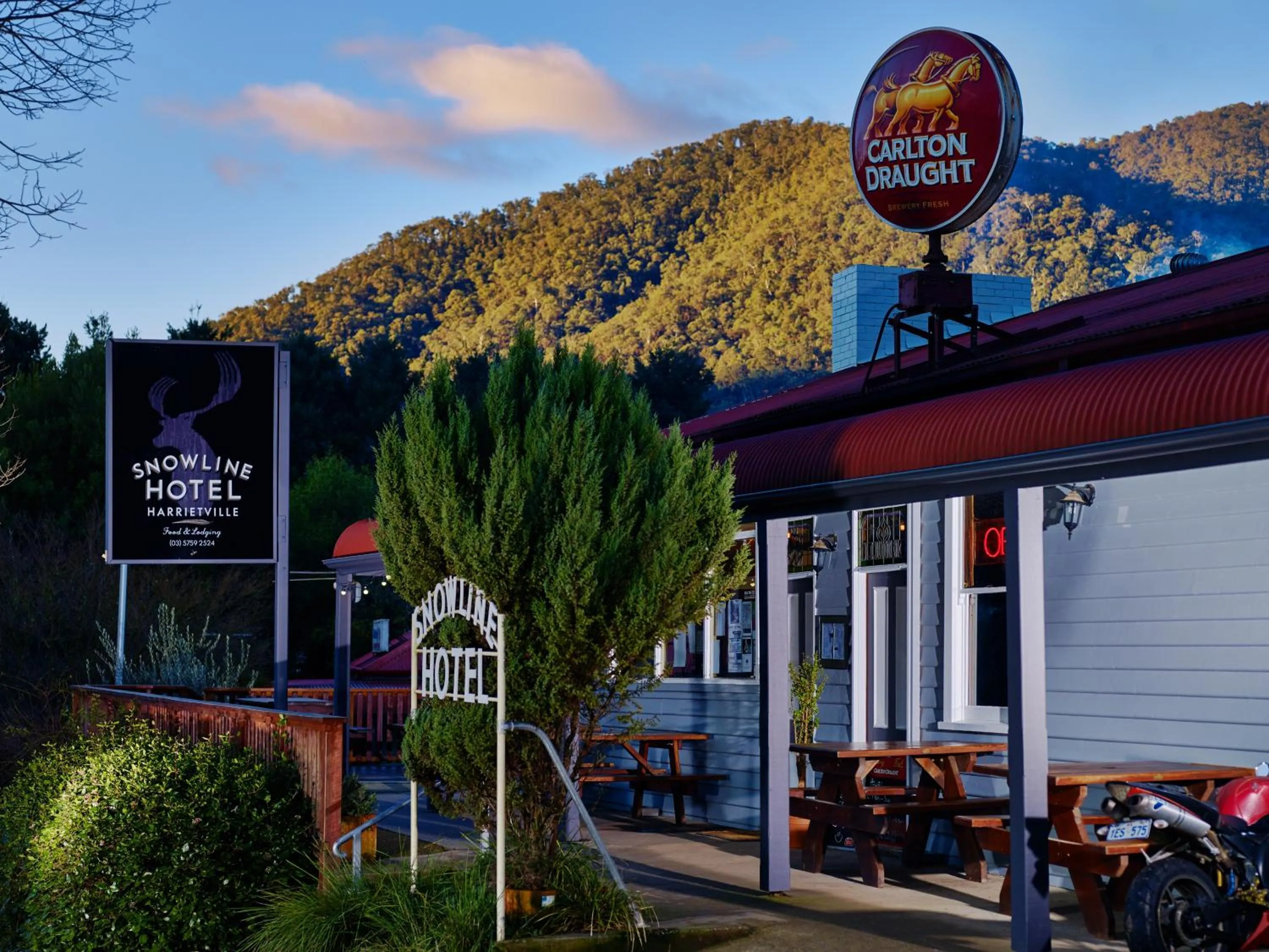 Property building in The Harrietville Snowline Hotel