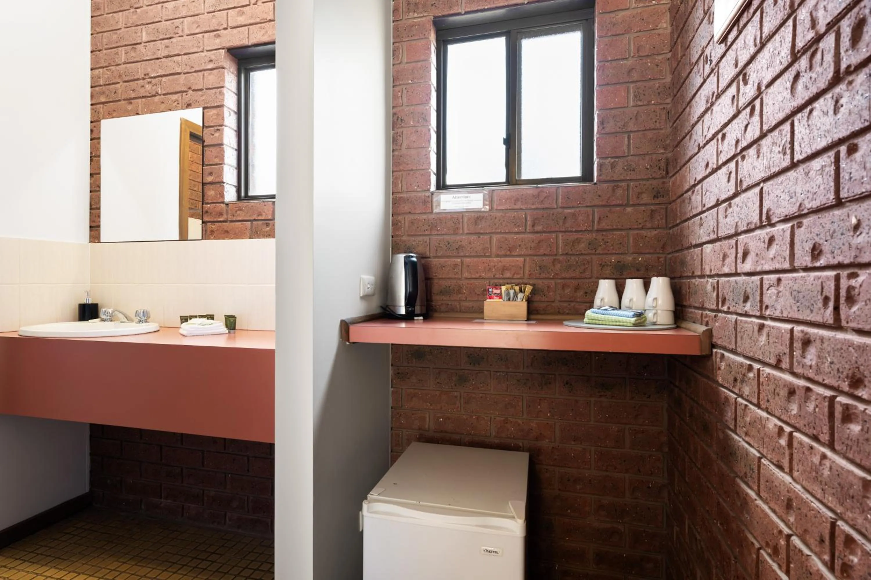 Bathroom in The Harrietville Snowline Hotel