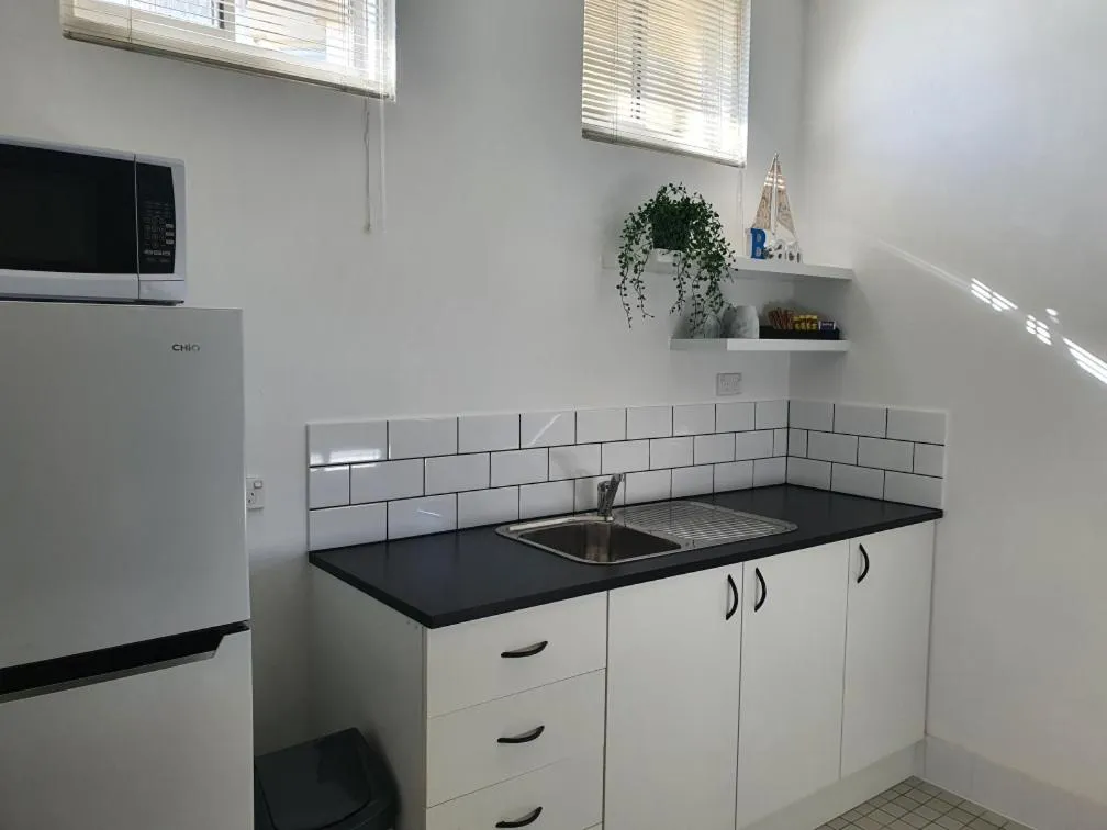 kitchen in Squid's Ink Motel