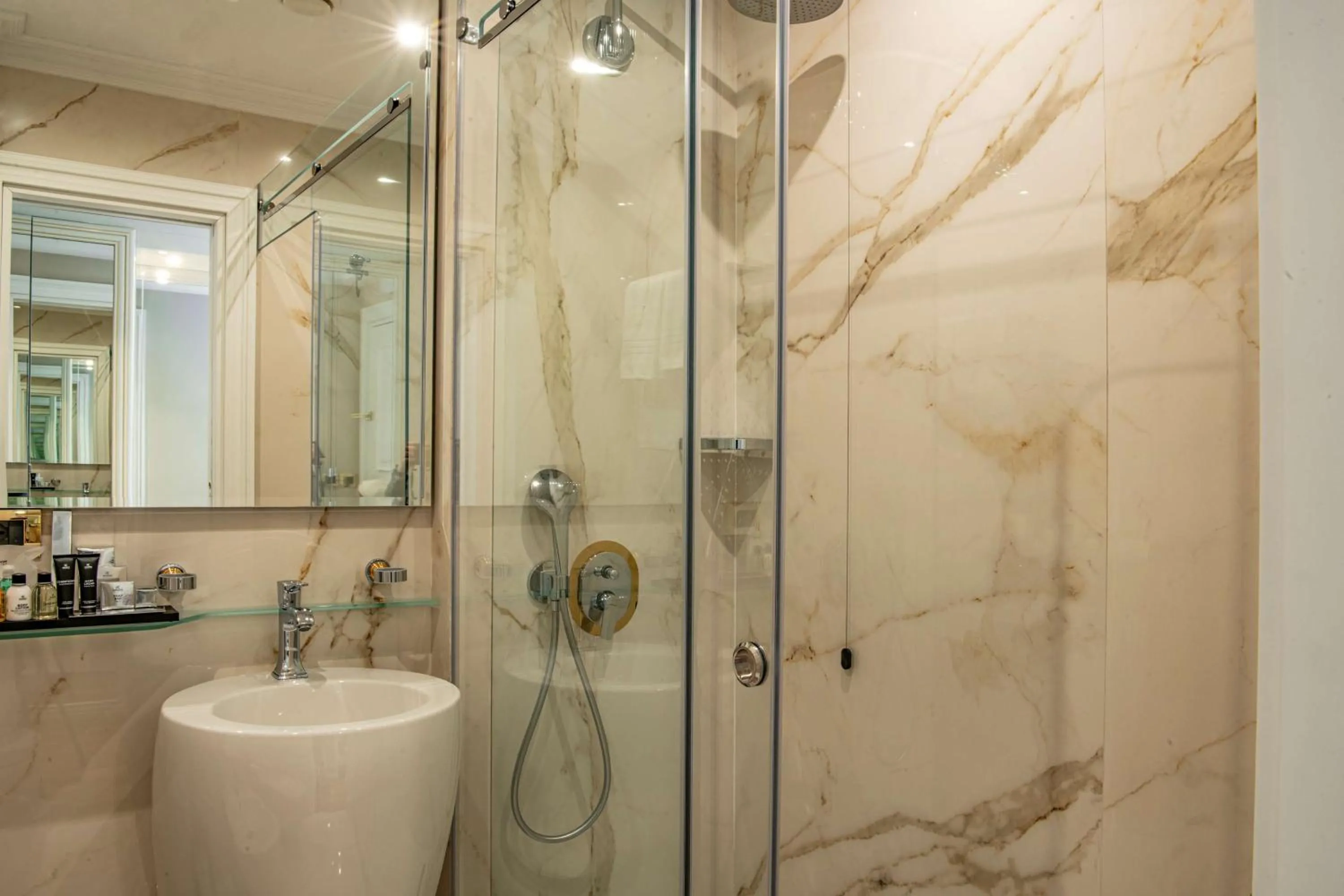 Radisson Collection Morina Hotel, Tirana