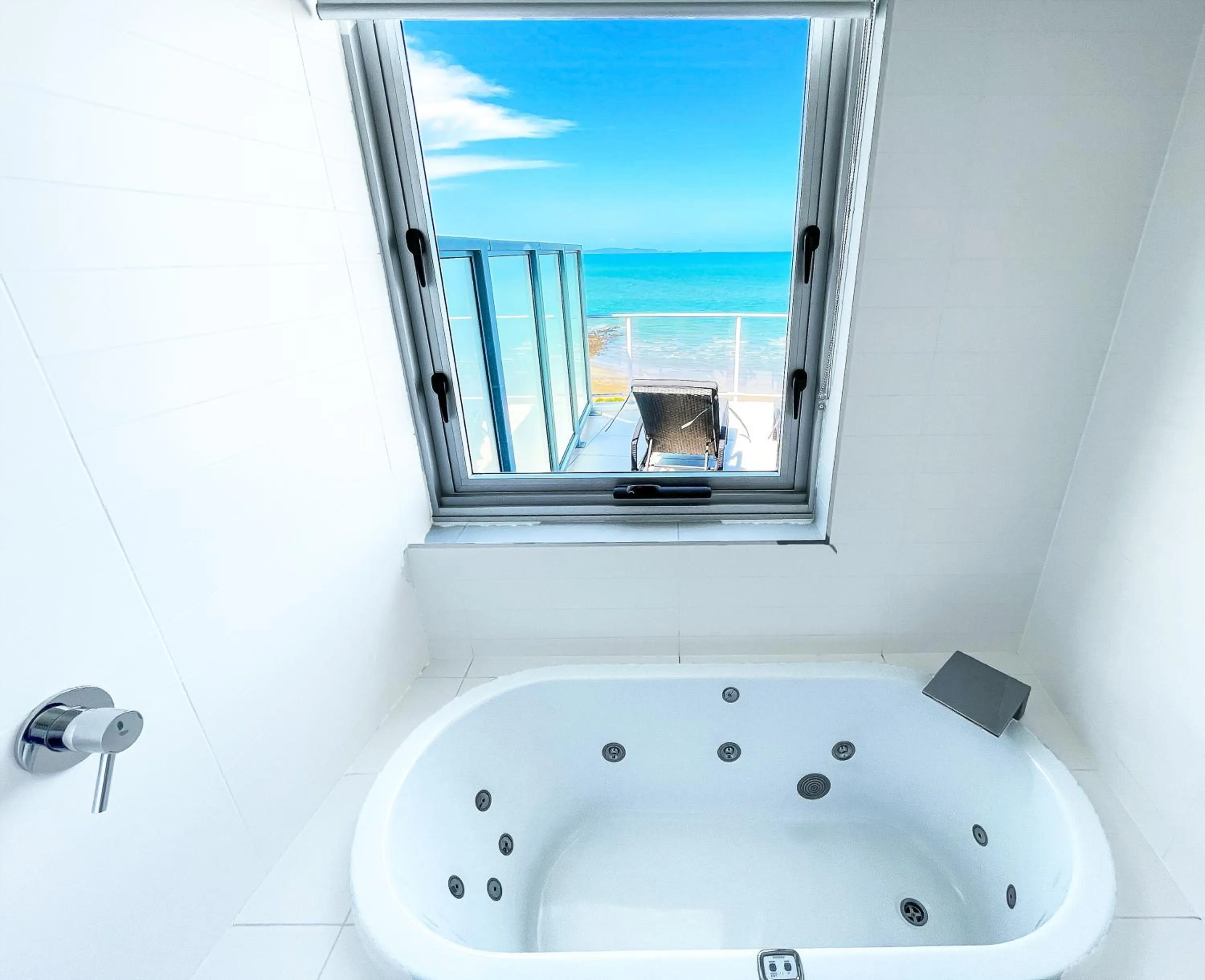 Bathroom in Oshen Holiday Apartments Yeppoon