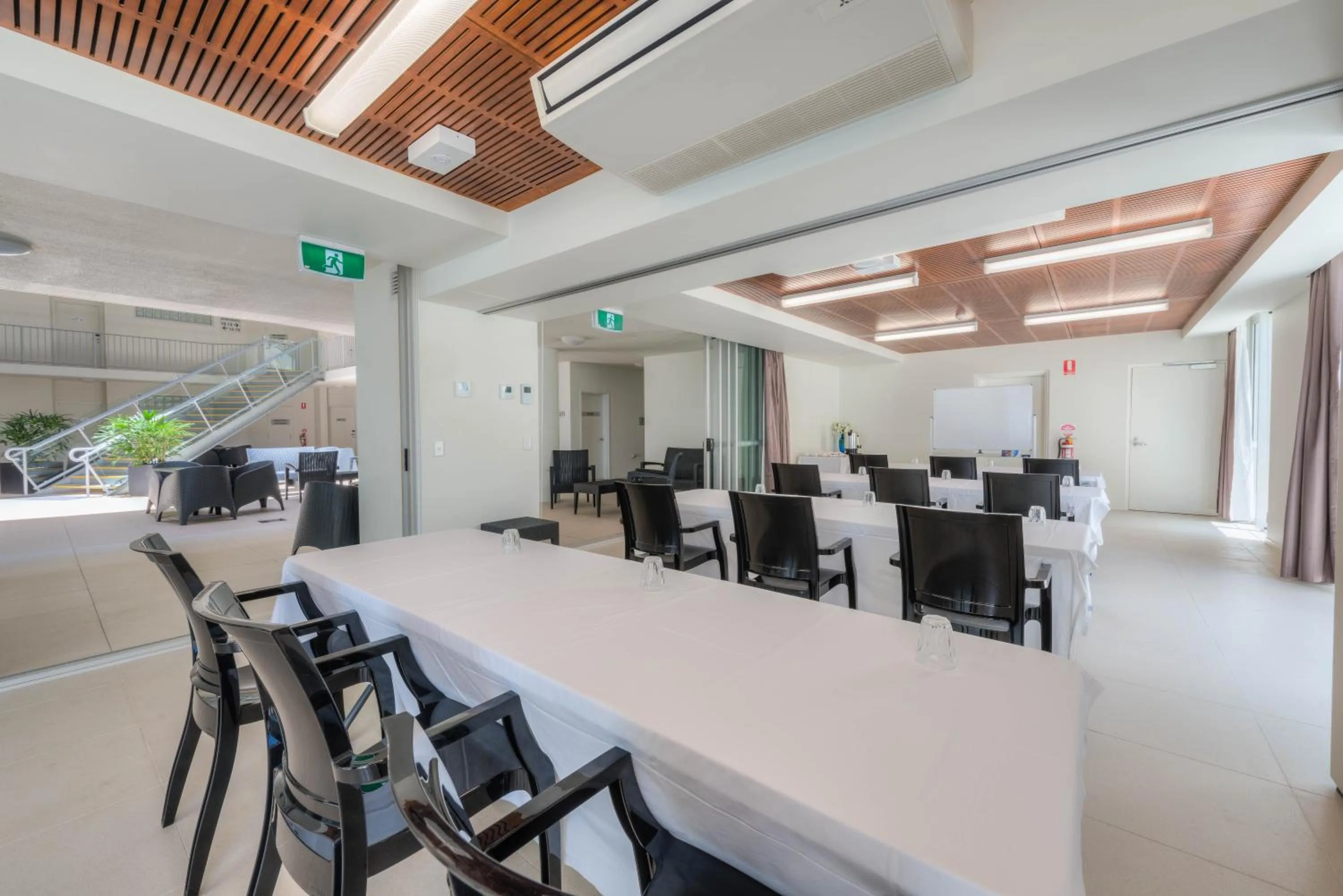 Business facilities in Oshen Holiday Apartments Yeppoon