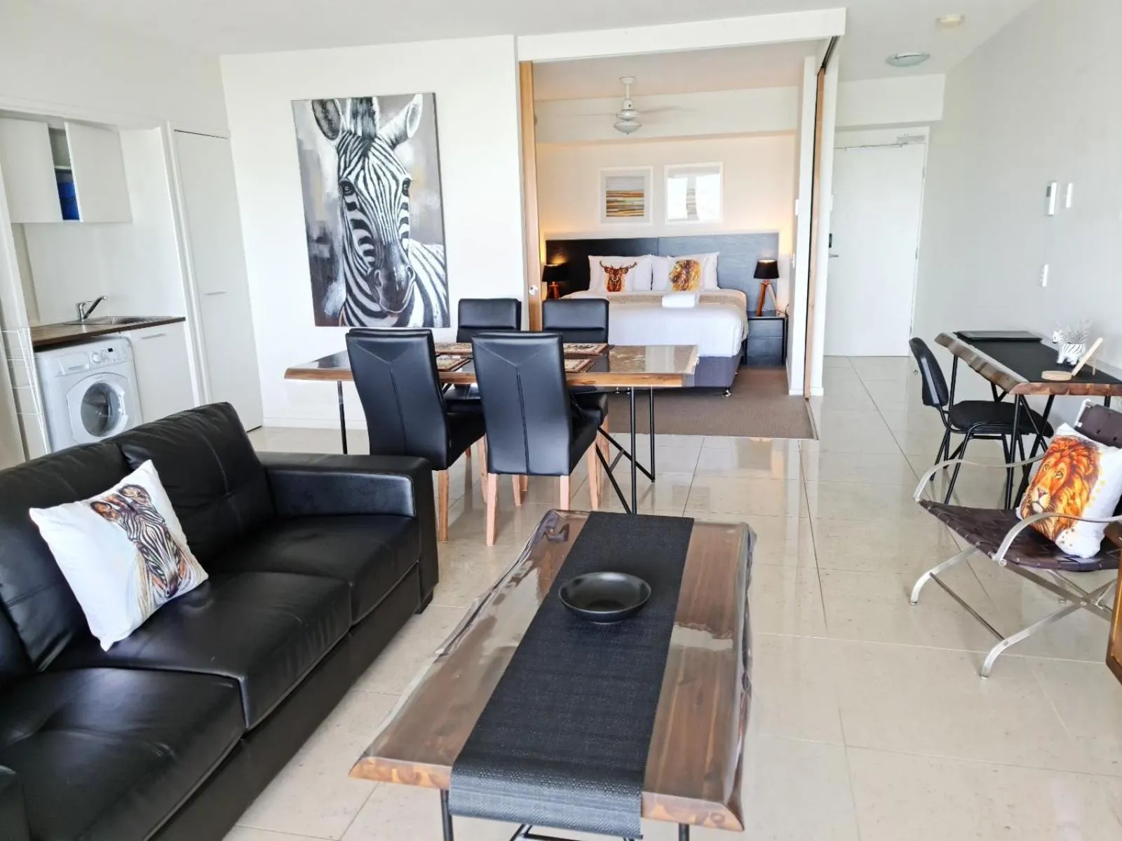 Living room in Oshen Holiday Apartments Yeppoon