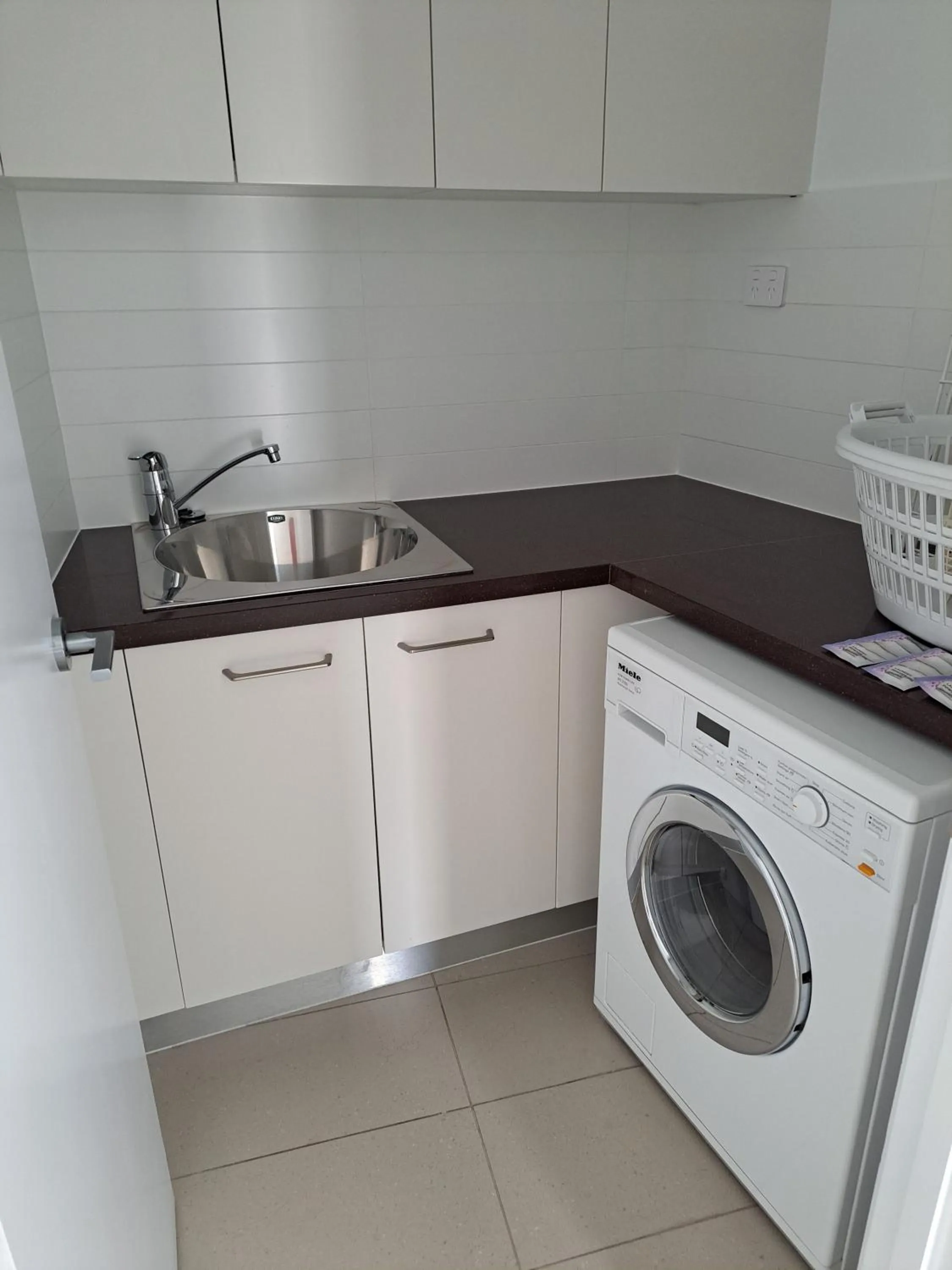 laundry in Oshen Holiday Apartments Yeppoon