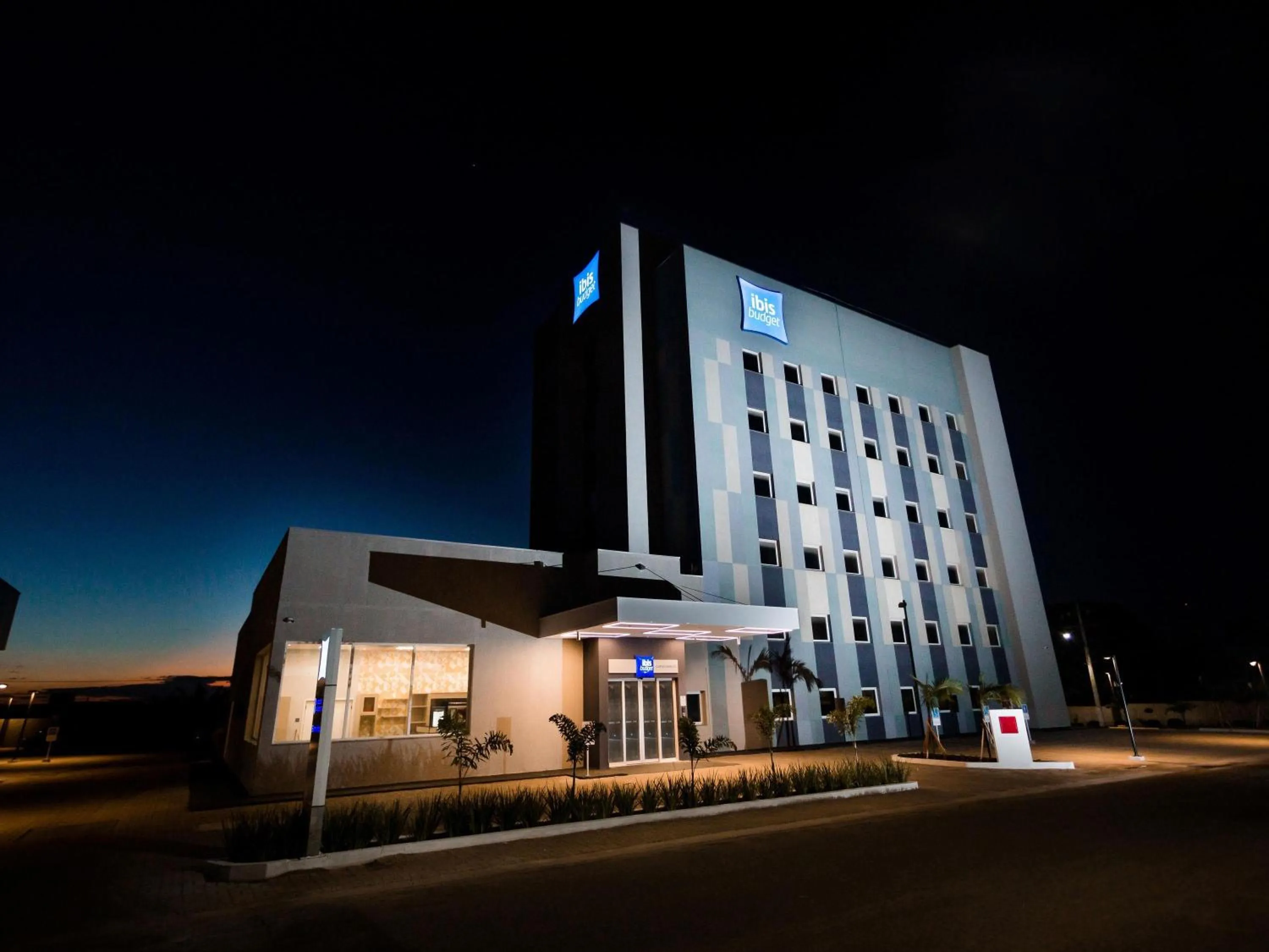 Property building in IBIS BUDGET CAPAO Bonito