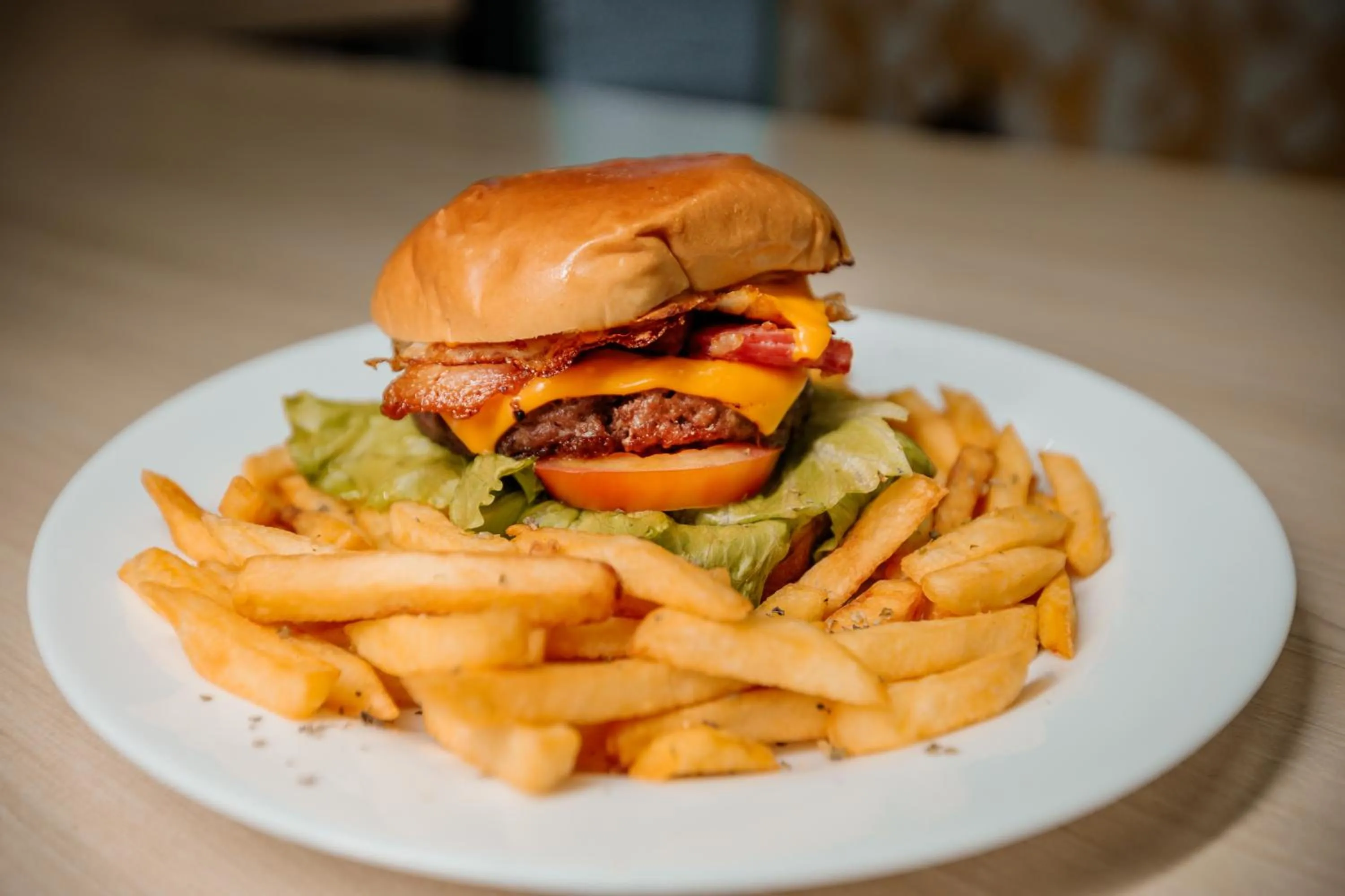 Restaurant/places to eat in IBIS BUDGET CAPAO Bonito