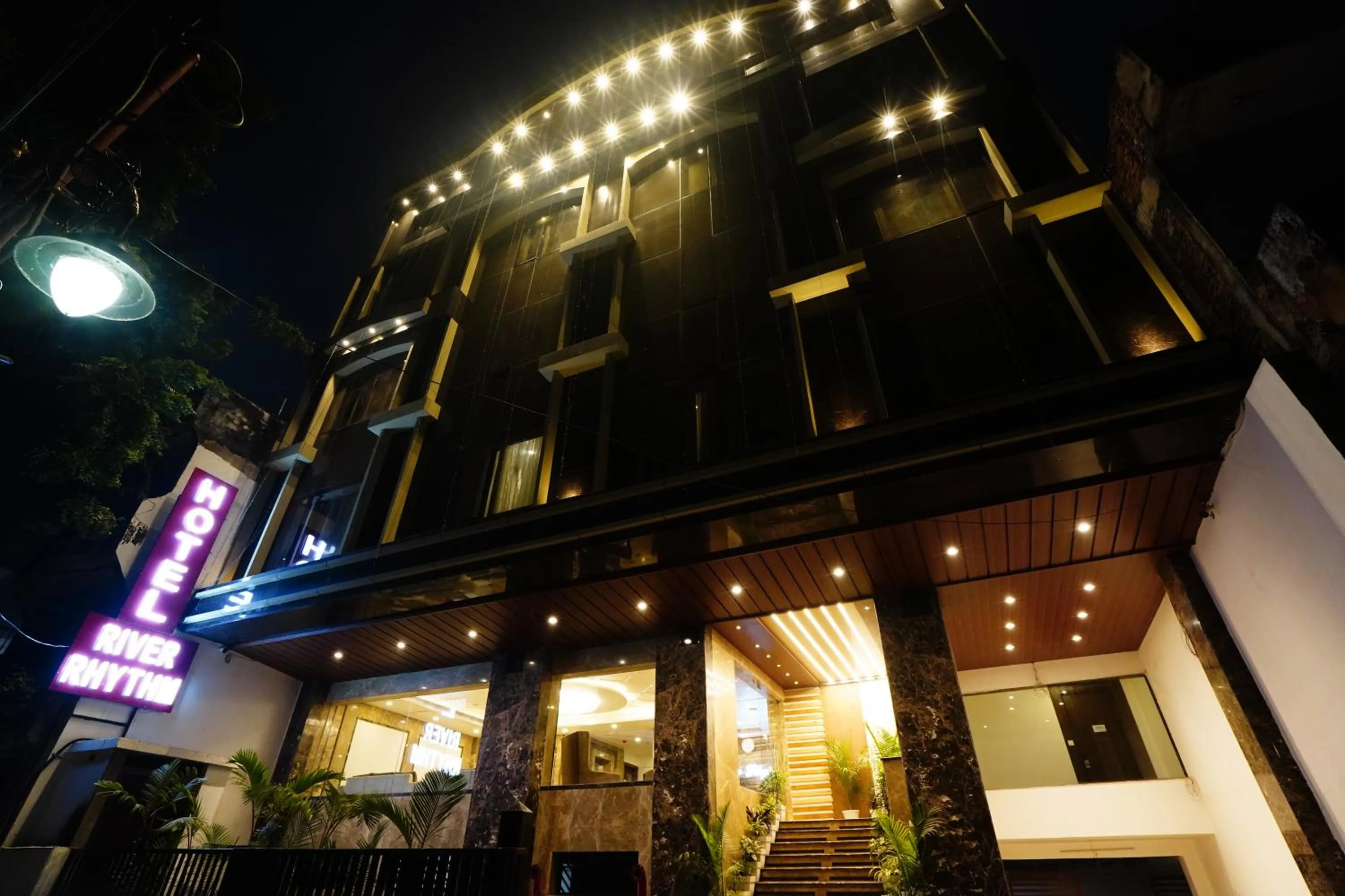 Property building in Hotel River Rhythm Assi Ghat