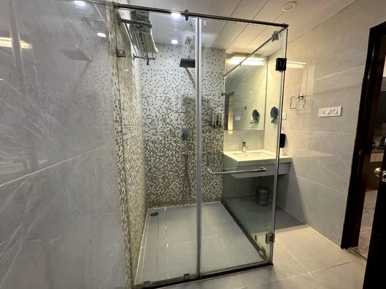 Bathroom in Hotel River Rhythm Assi Ghat