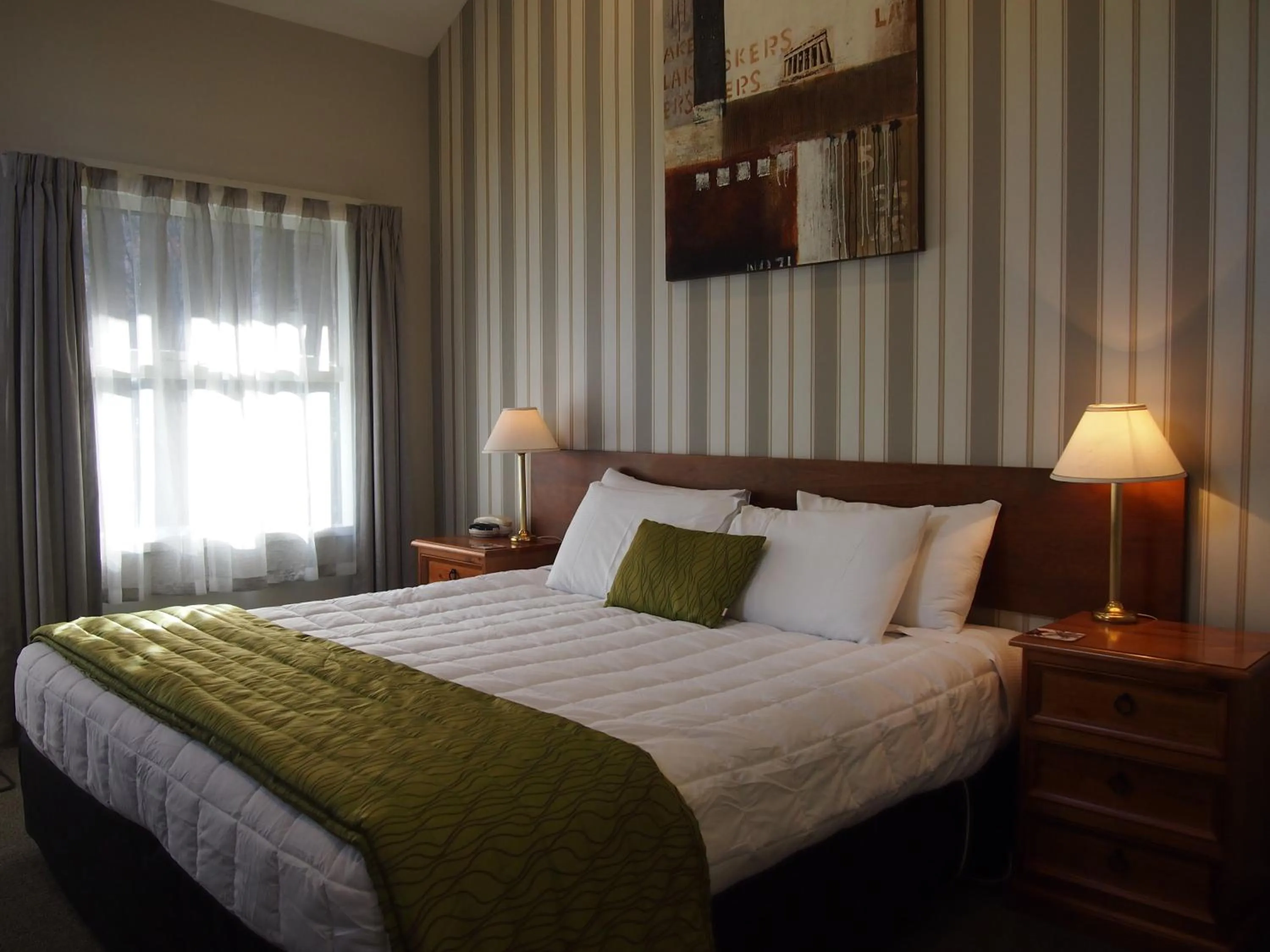 Bed in Shades of Arrowtown