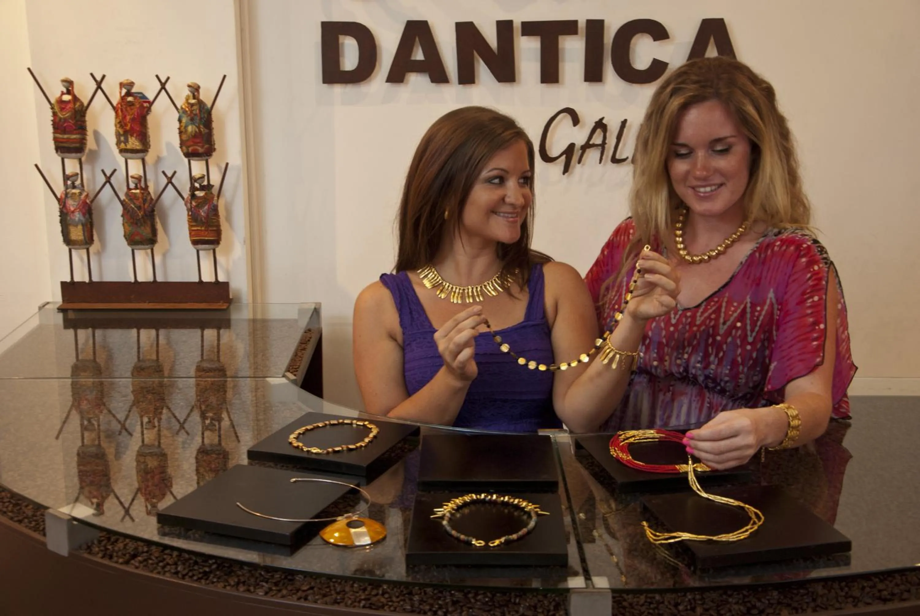 On-site shops in Dantica Cloud Forest Lodge