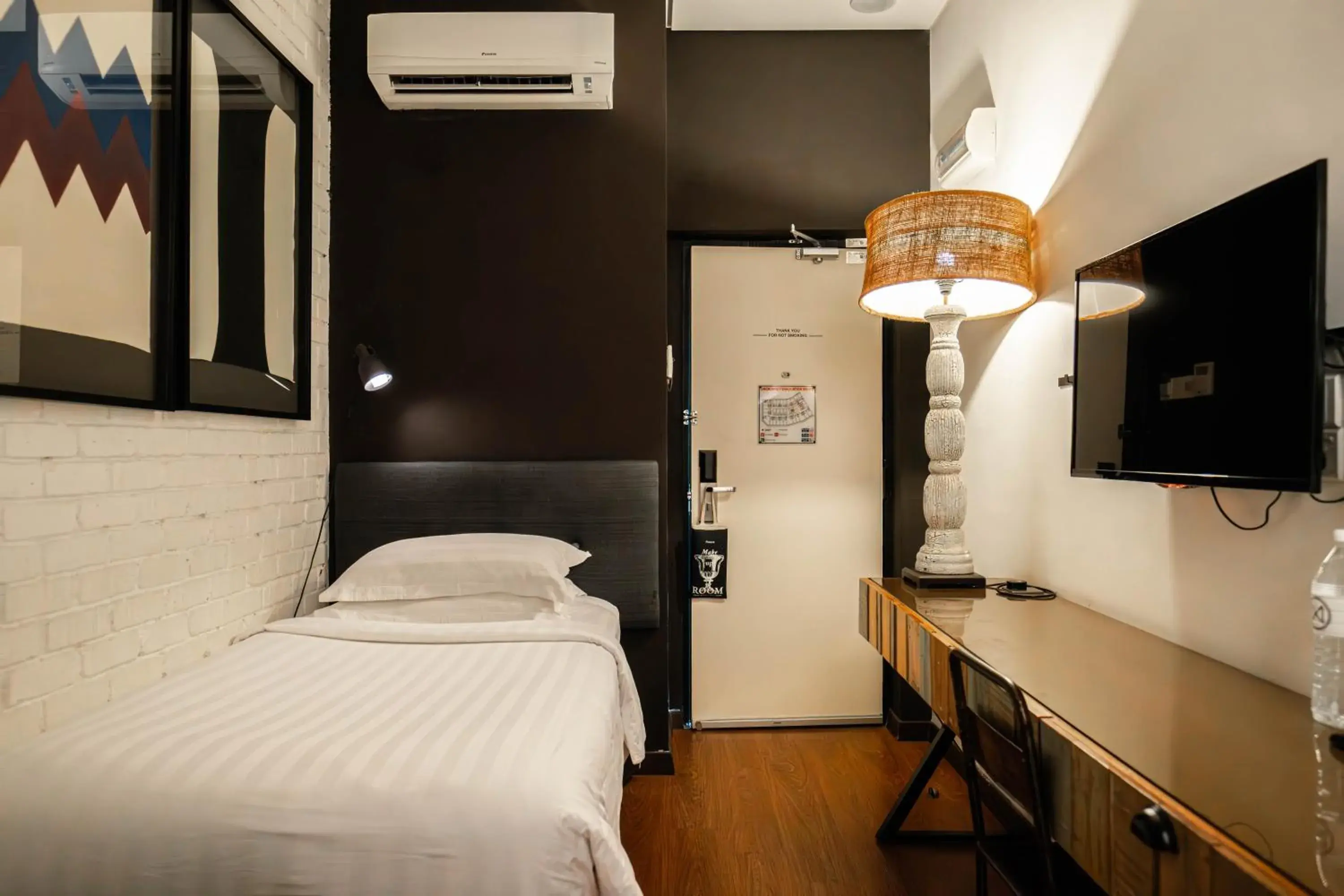 Standard Single No Window (1 person bed) in M Boutique Hotel Standard Single No Window (1 person bed) in M Boutique Hotel