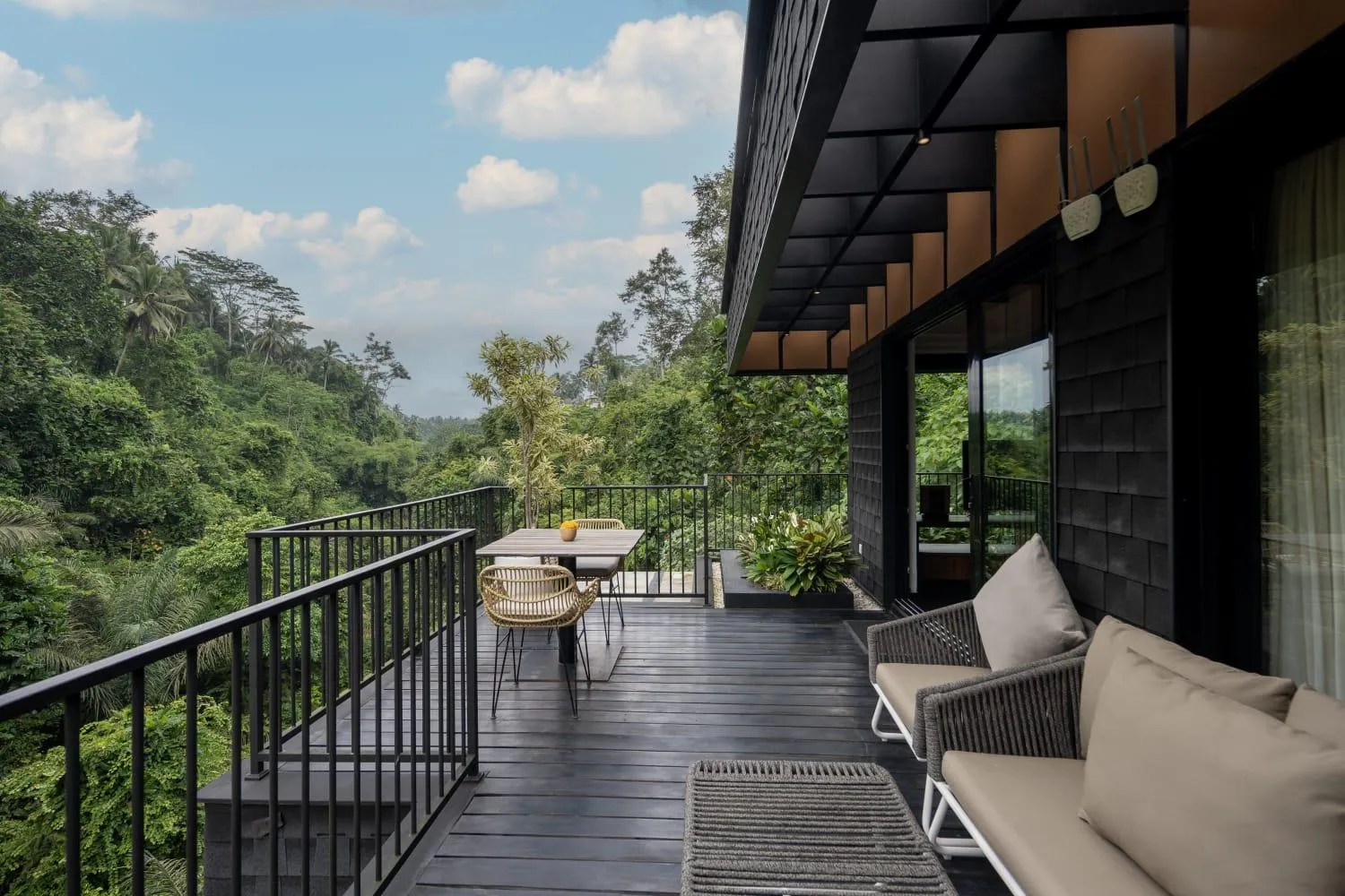 Balcony/Terrace in Zenubud