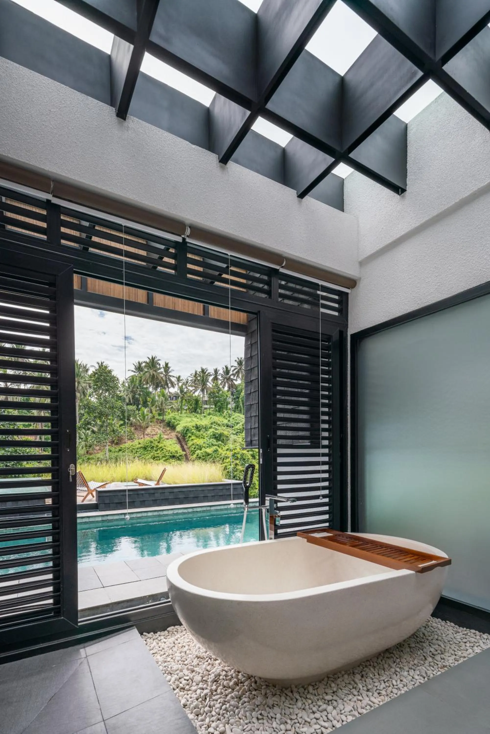 Bath in Zenubud