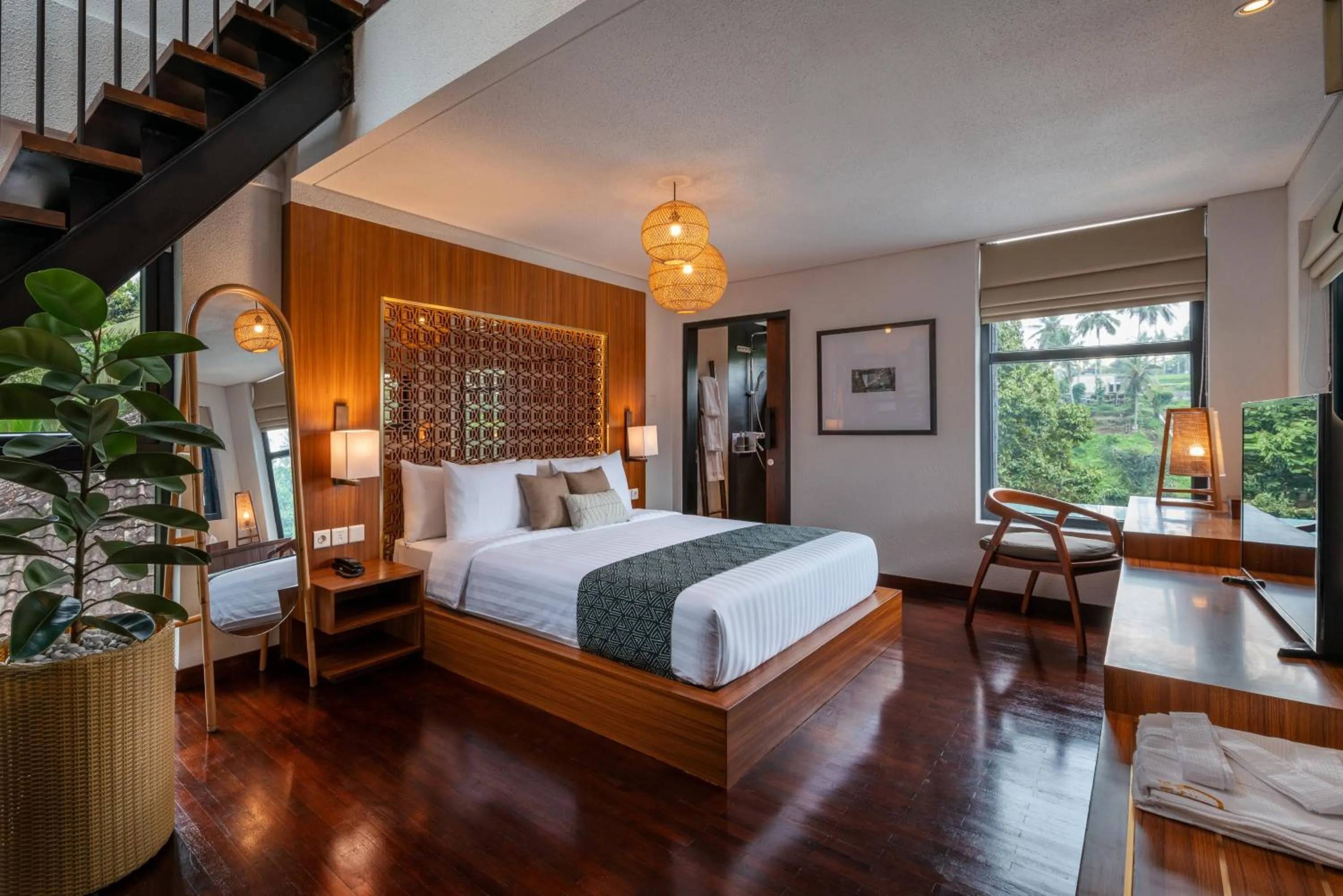 Bedroom, Bed in Zenubud