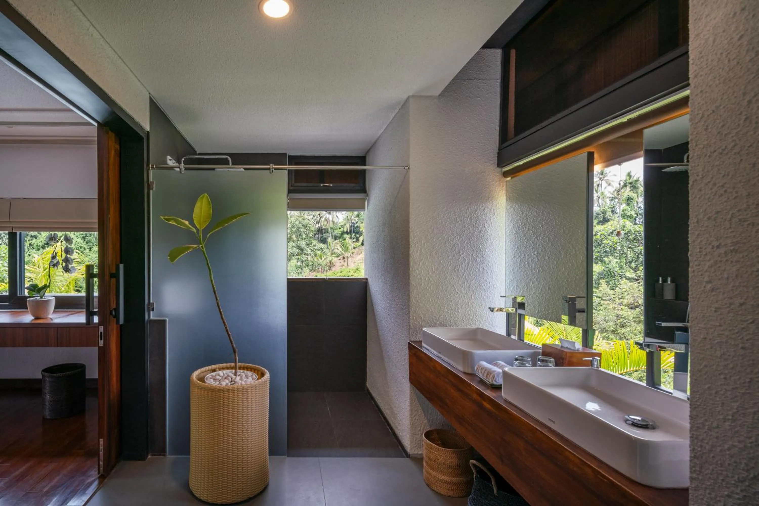 Bathroom in Zenubud