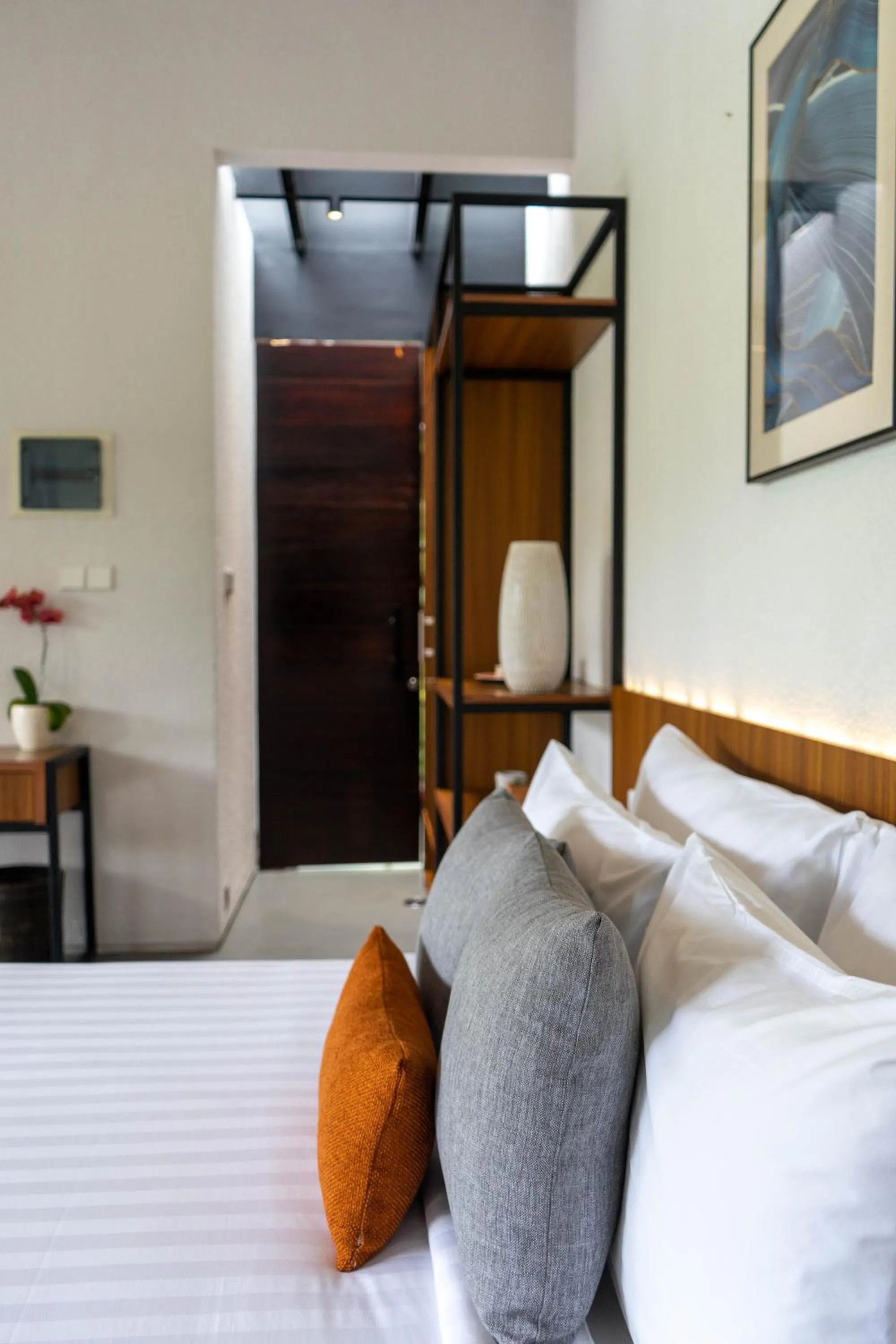 Photo of the whole room, Bed in Zenubud