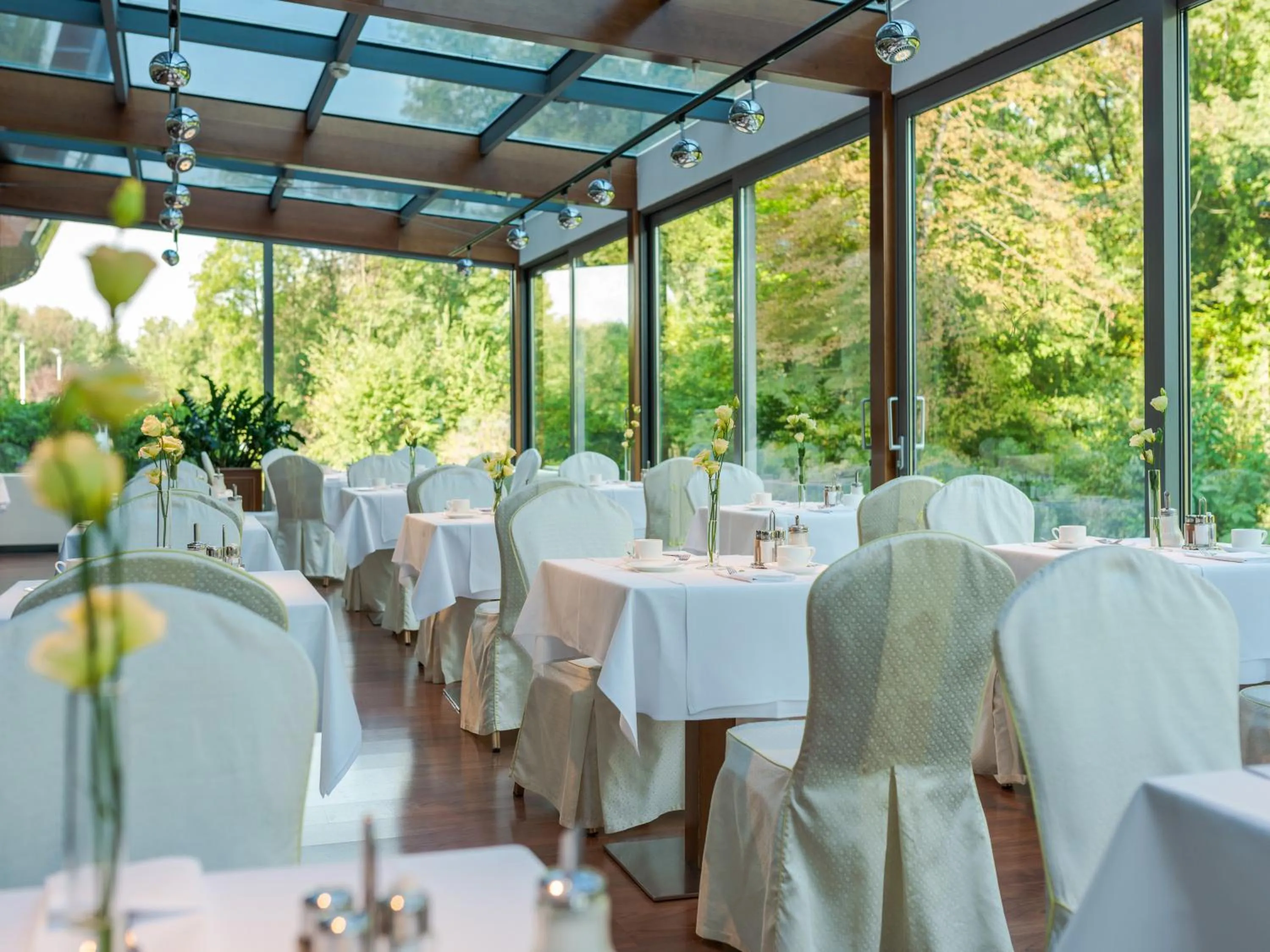 Restaurant/places to eat in Spirit Hotel Thermal Spa