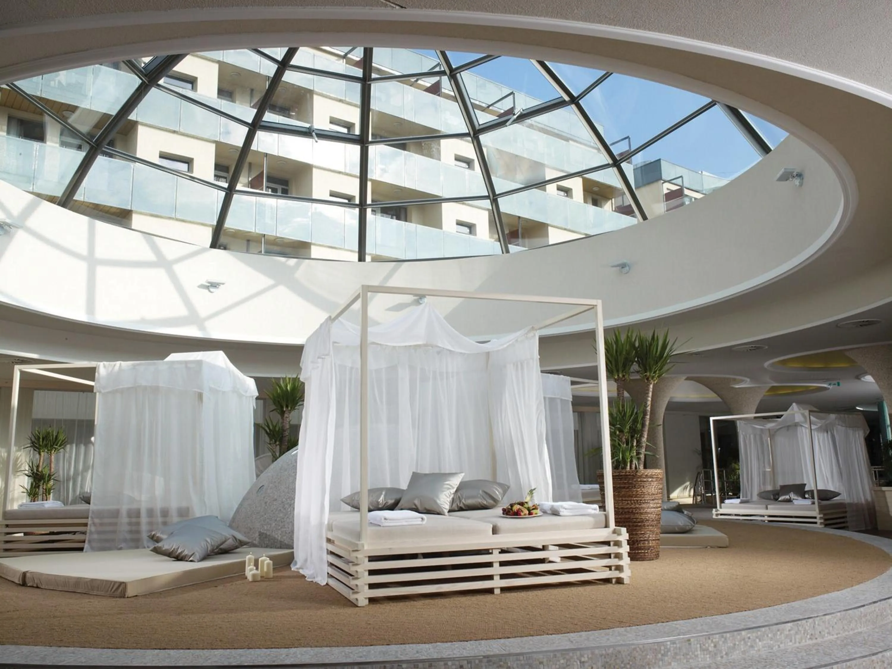 Swimming pool, Bed in Spirit Hotel Thermal Spa