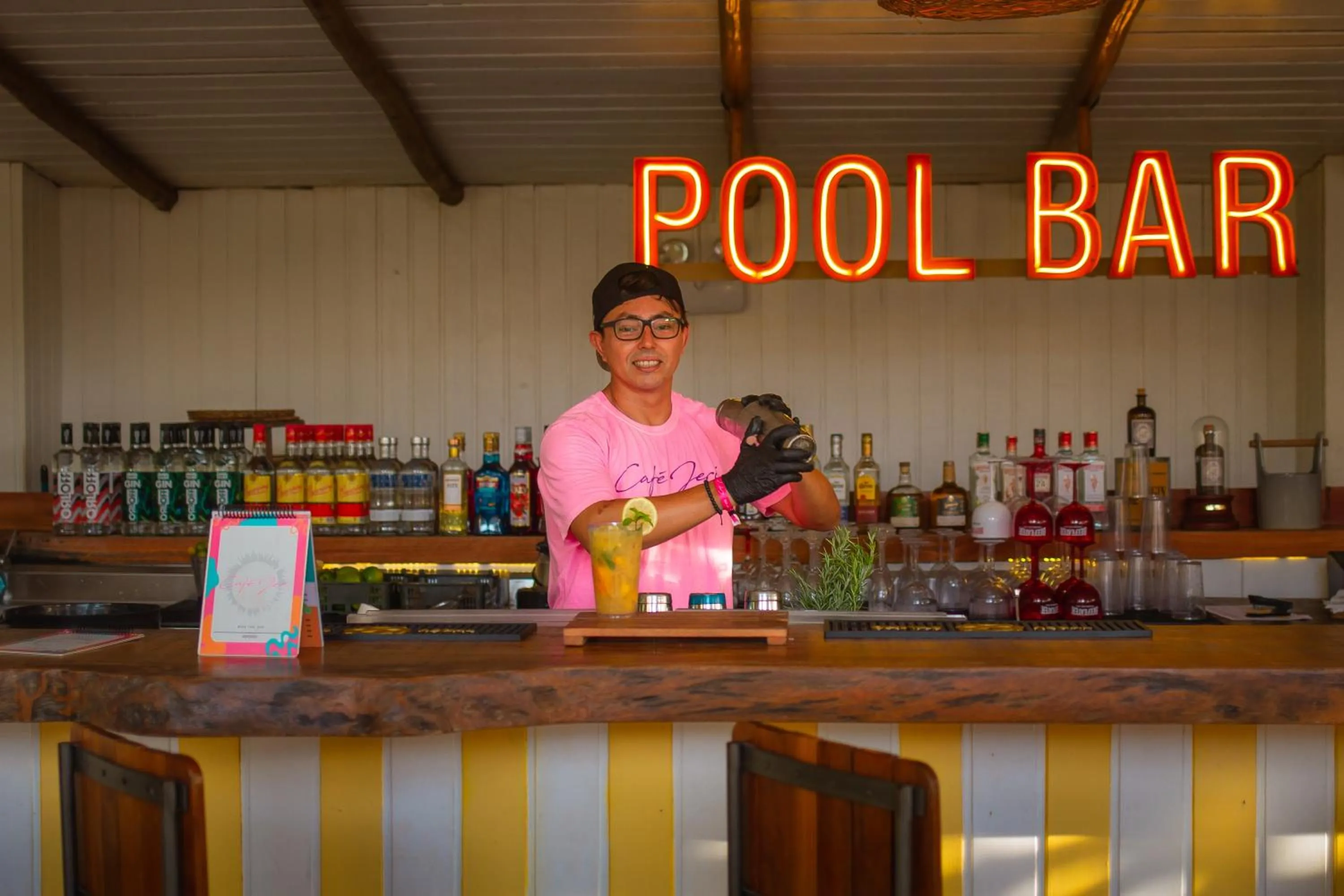 Restaurant/places to eat in Café Jeri Hotel - Adults Only