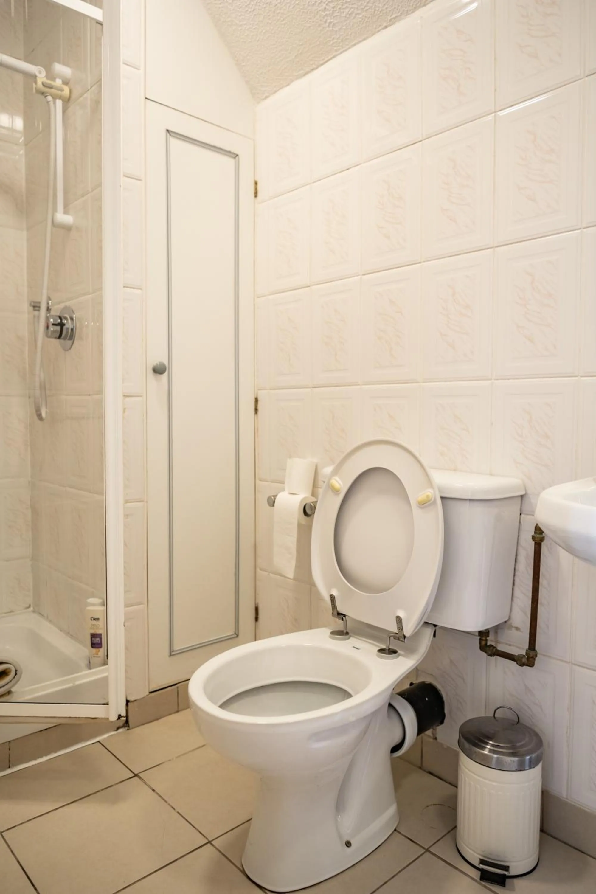 Bathroom in Gleann Na Smol