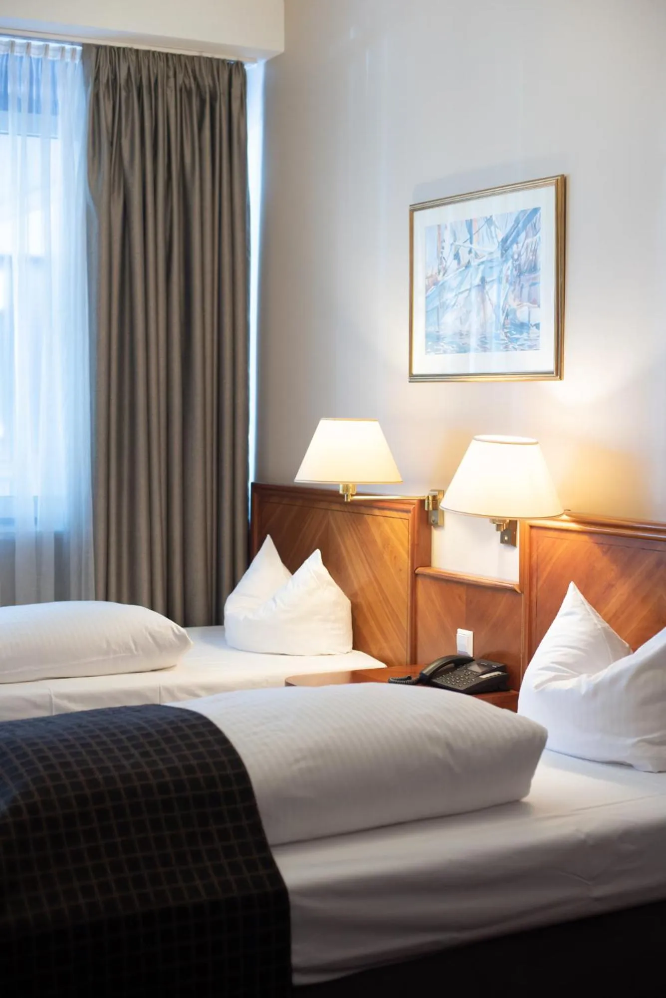 Photo of the whole room, Bed in ROSS Hotel nähe Messe Stuttgart