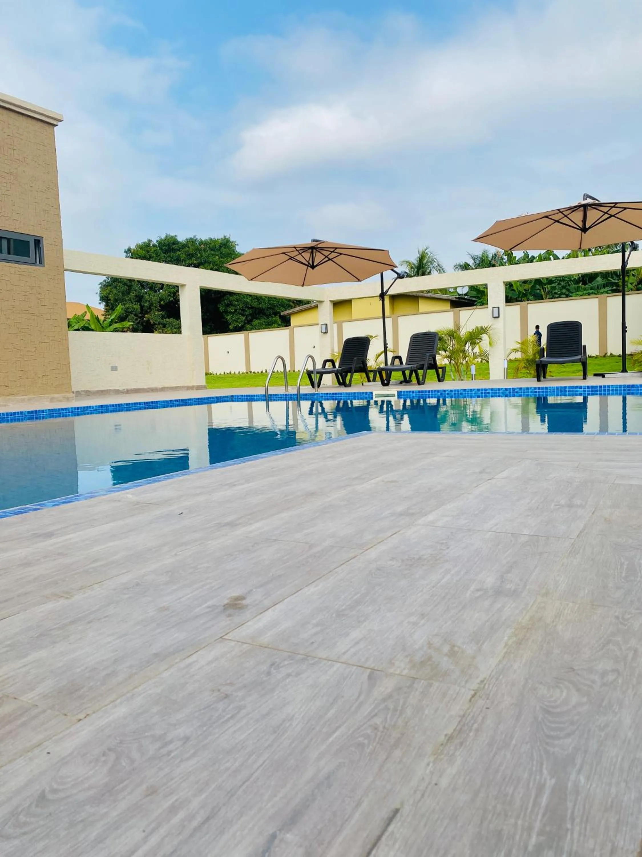 AIDEN HOMES AND APARTMENTS HOTEl