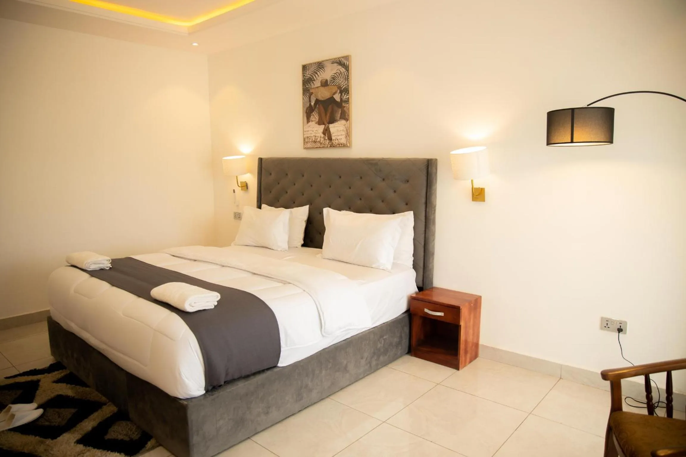 AIDEN HOMES AND APARTMENTS HOTEl