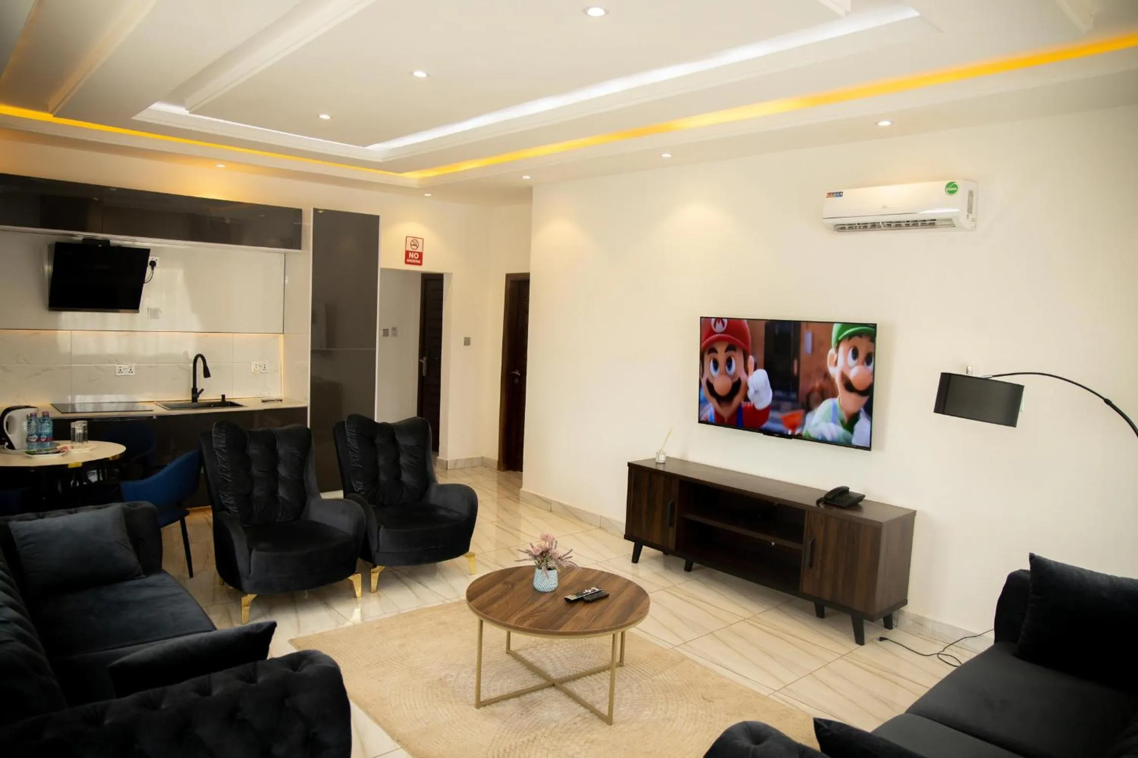 AIDEN HOMES AND APARTMENTS HOTEl