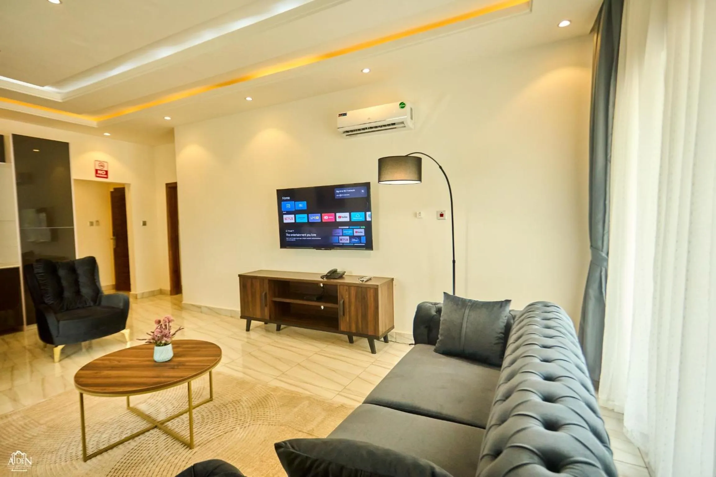 Seating area in AIDEN HOMES AND APARTMENTS HOTEl