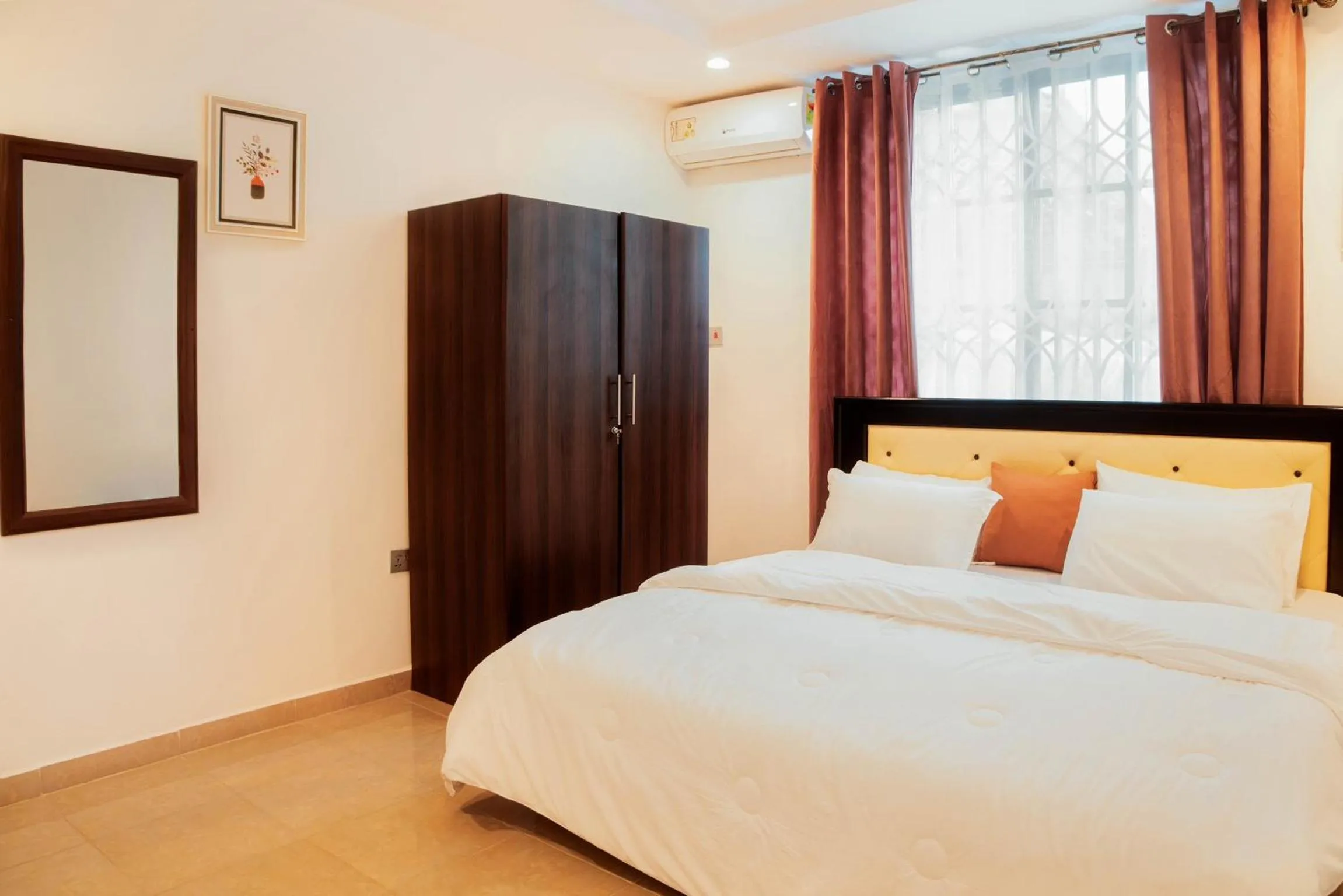 AIDEN HOMES AND APARTMENTS HOTEl