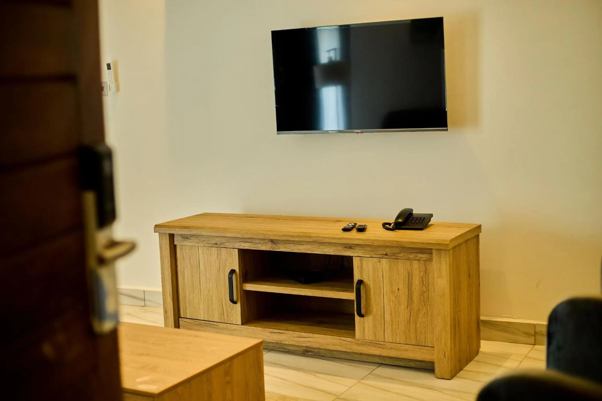 Communal lounge/ TV room in AIDEN HOMES AND APARTMENTS HOTEl