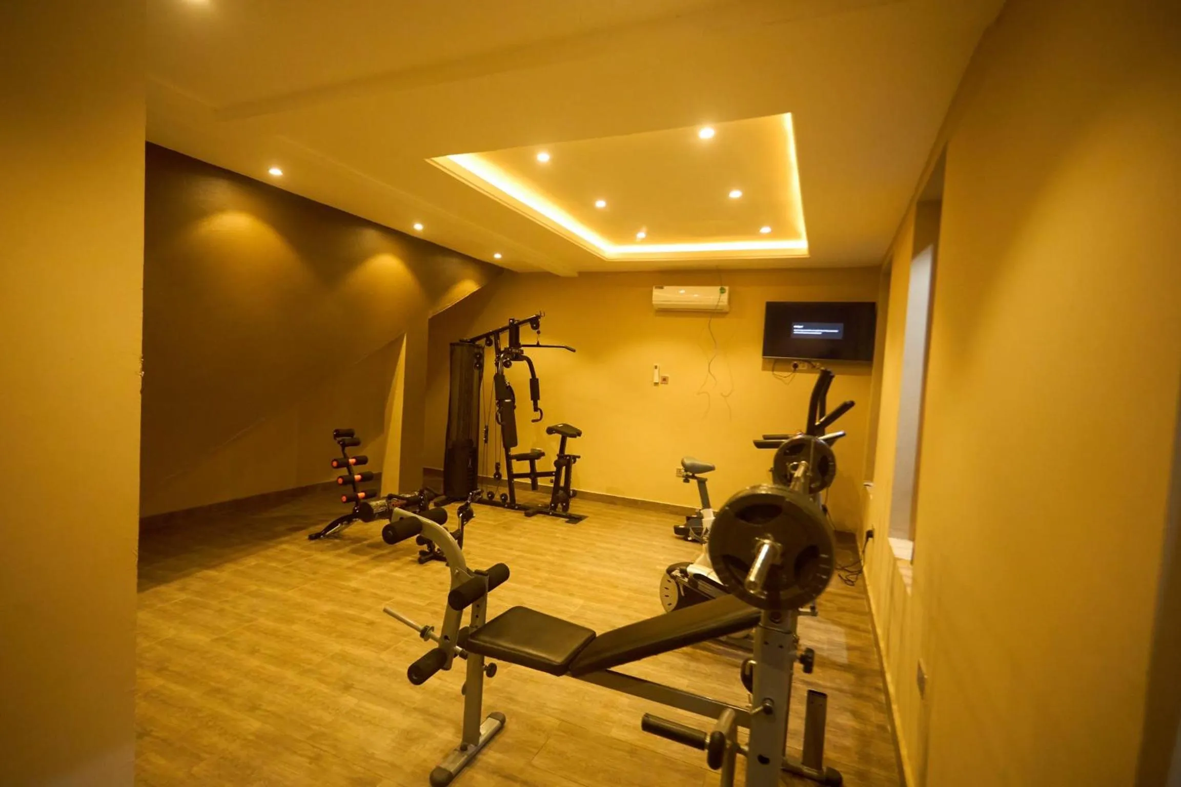 Fitness centre/facilities in AIDEN HOMES AND APARTMENTS HOTEl