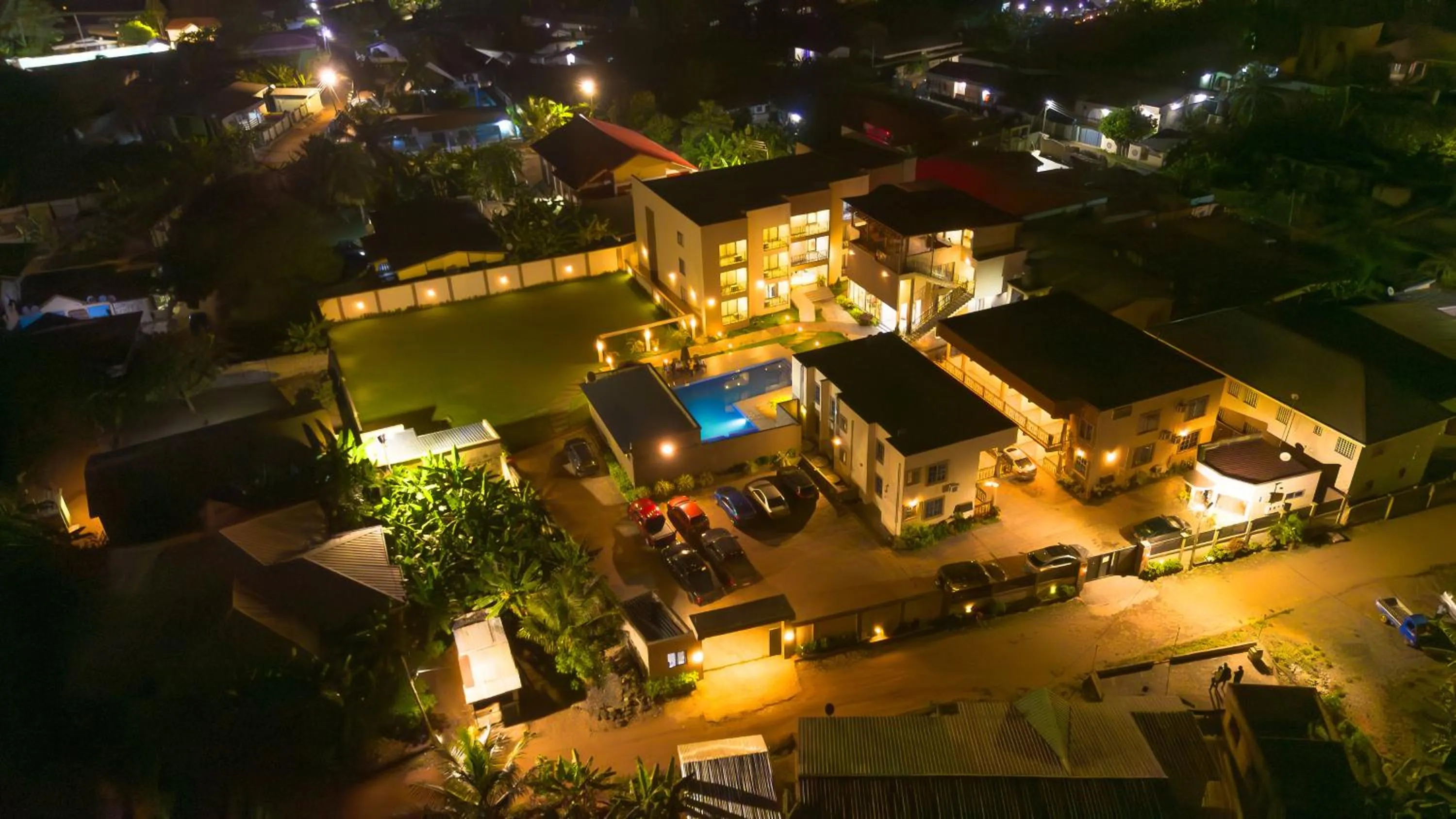 AIDEN HOMES AND APARTMENTS HOTEl