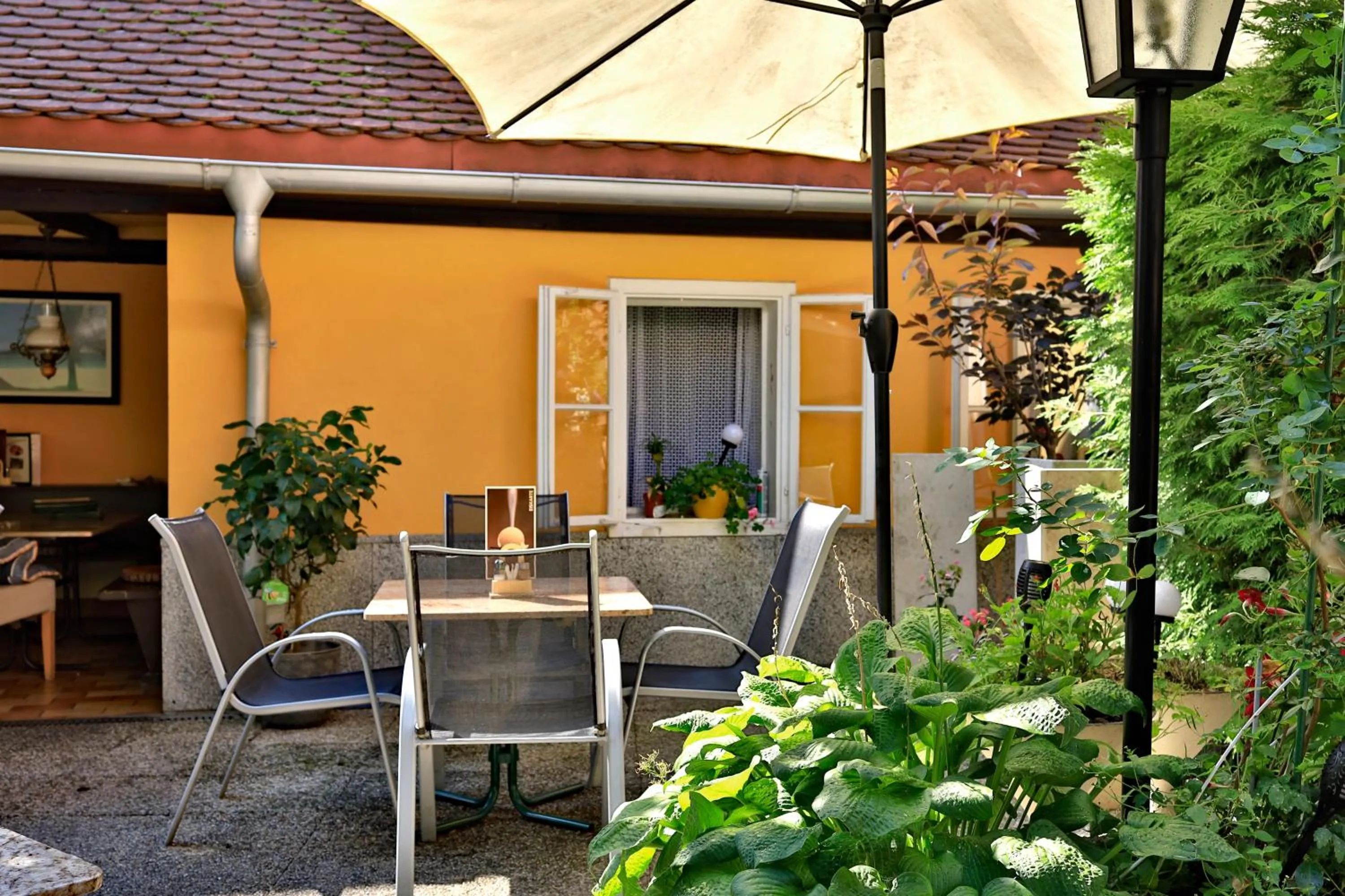 Garden in Hotel Alter Telegraf