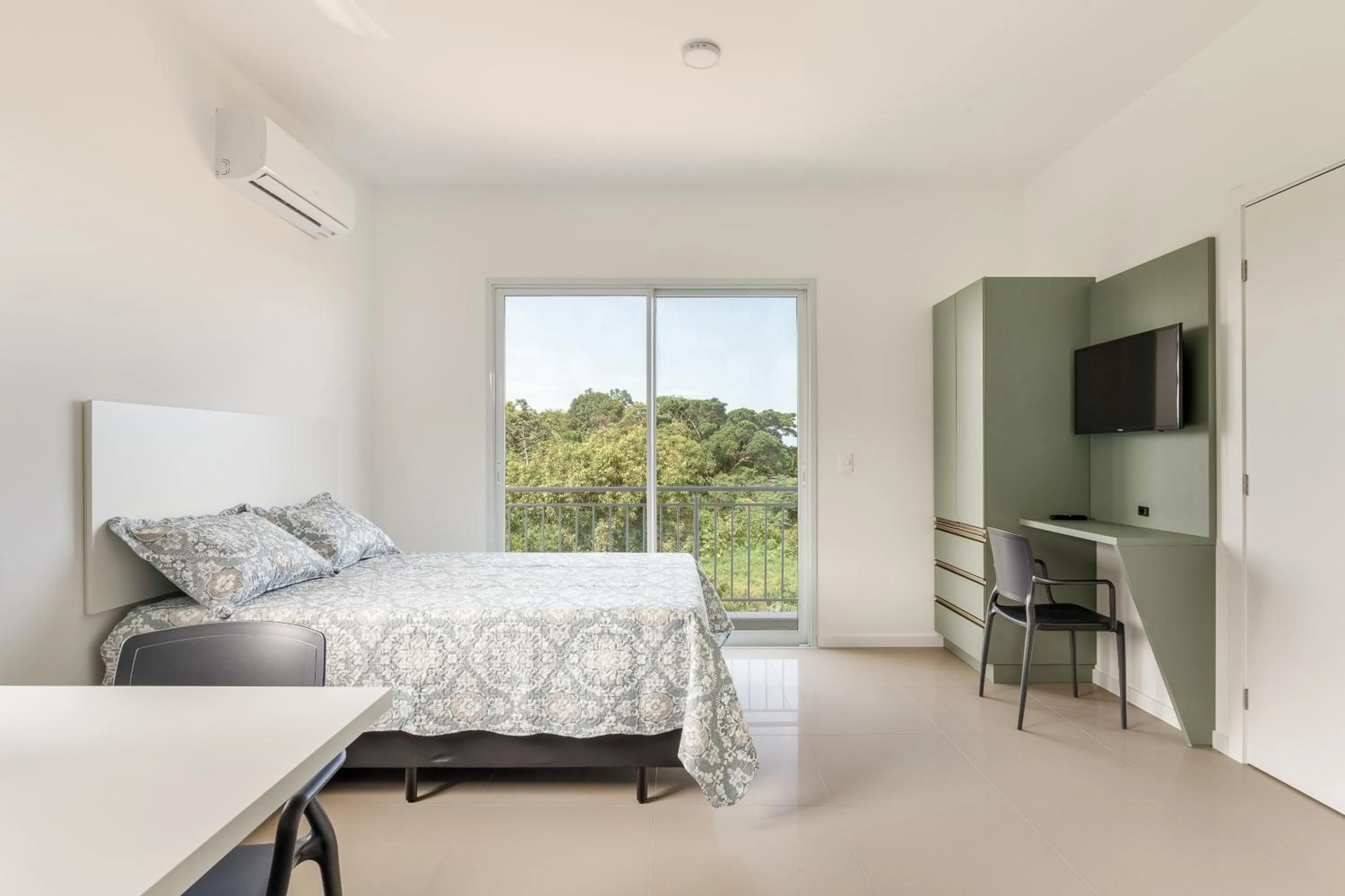 Photo of the whole room, Bed in Parador Campeche