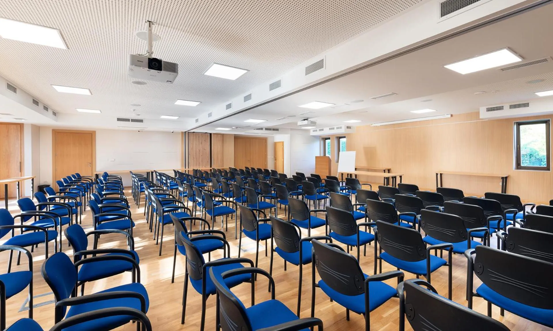 Meeting/conference room in Hotel Visegrád
