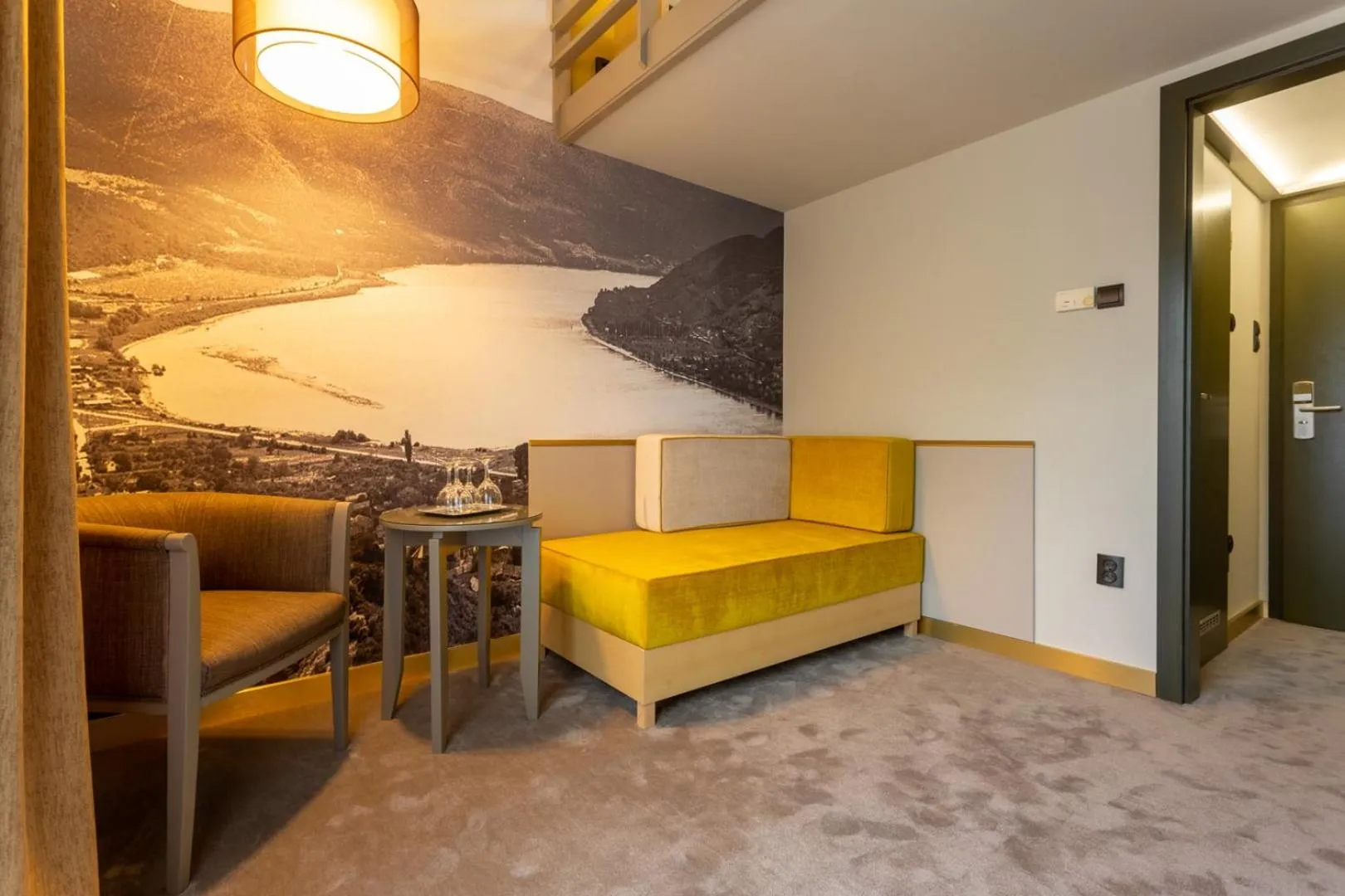 Photo of the whole room in Hotel Visegrád