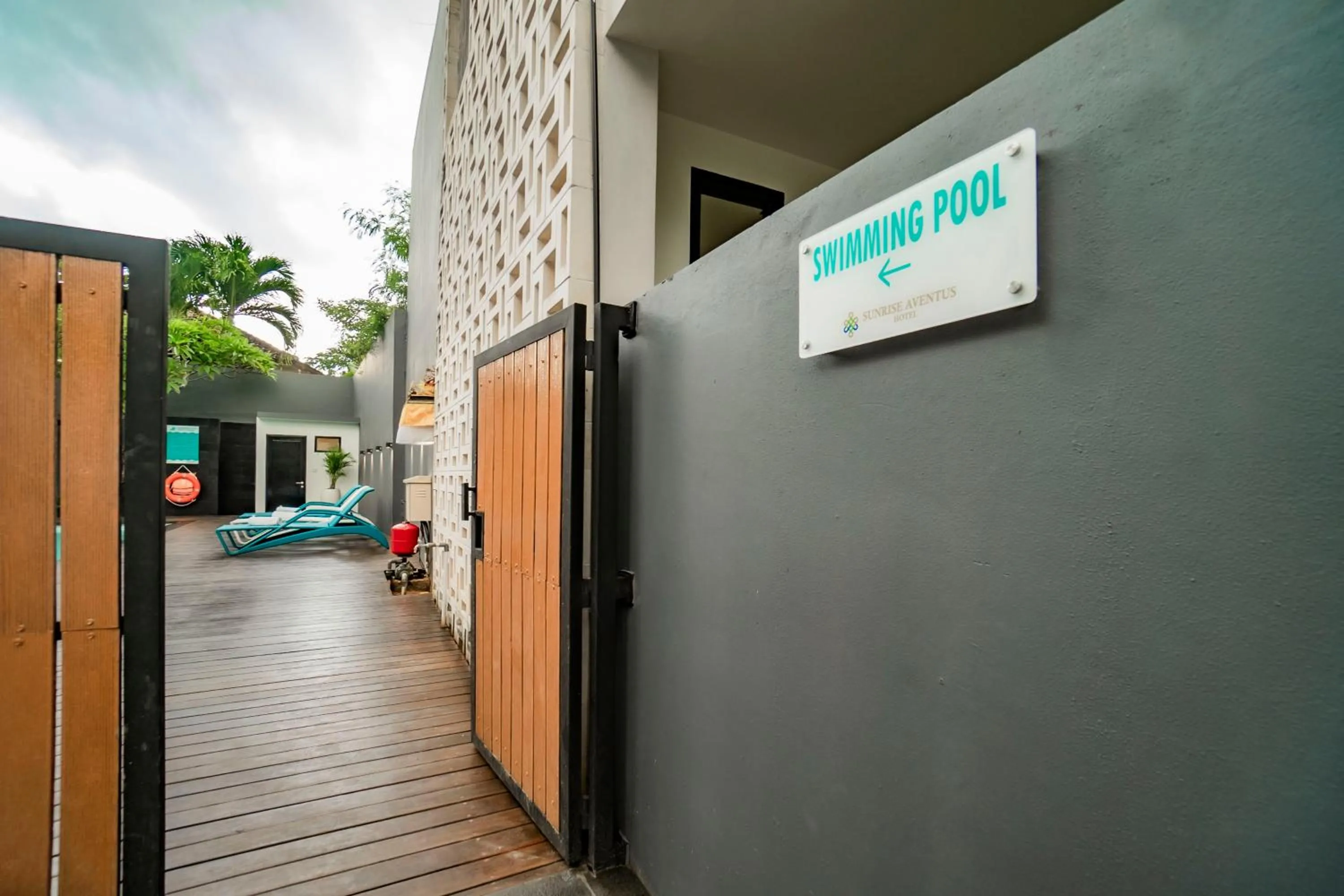 Swimming pool in Sunrise Aventus Hotel Nusa Dua