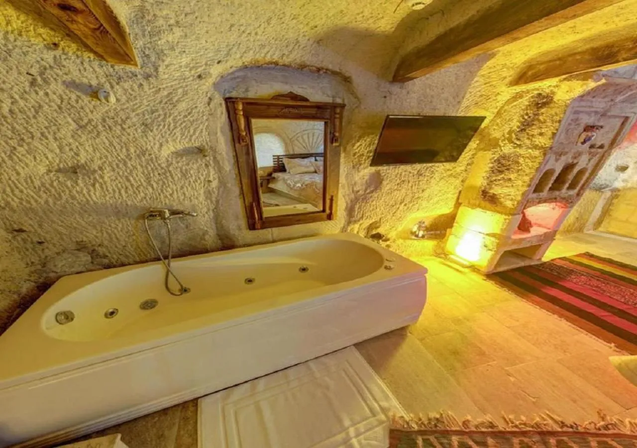 Massage, Bed in Cappadocia Alaz Cave Otel