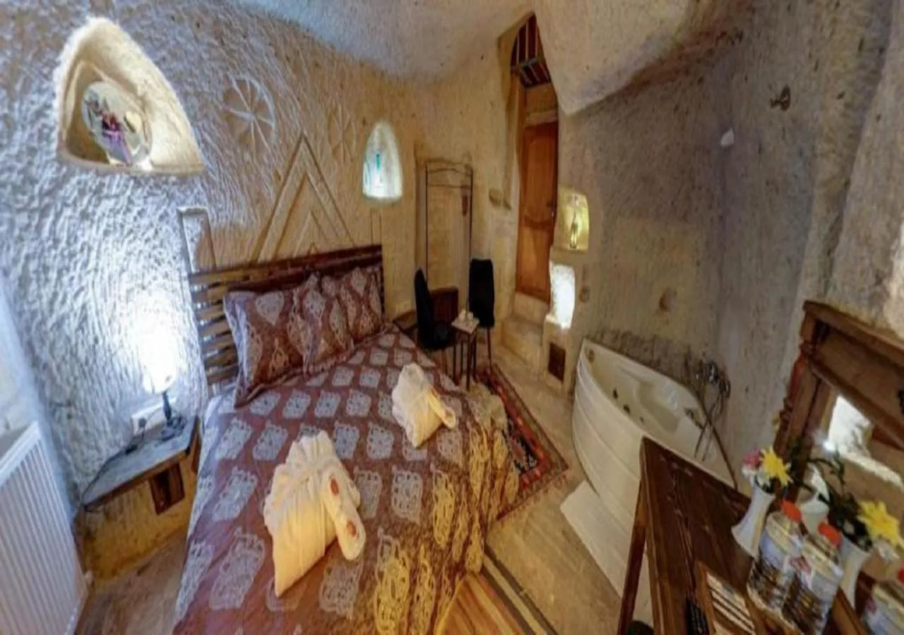Bed in Cappadocia Alaz Cave Otel