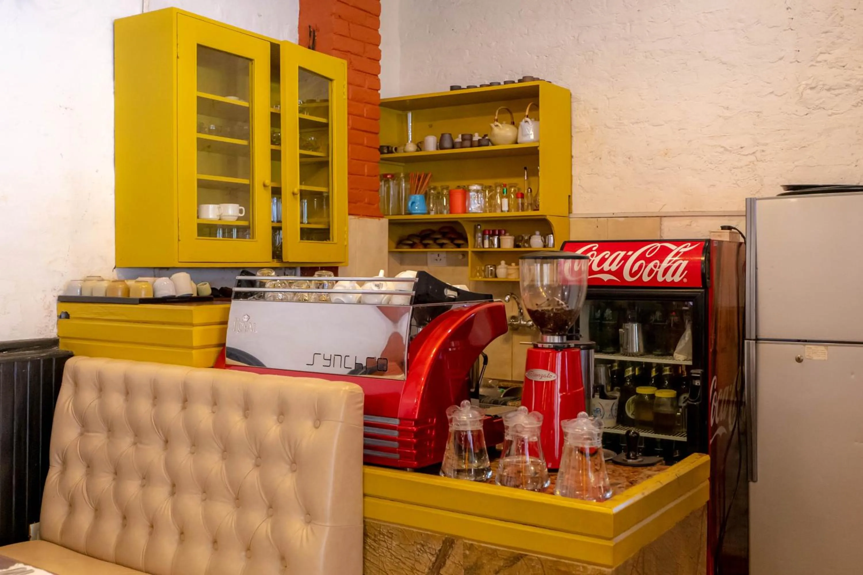 Coffee/tea facilities in Hukum Darbar Restaurant & Hotel