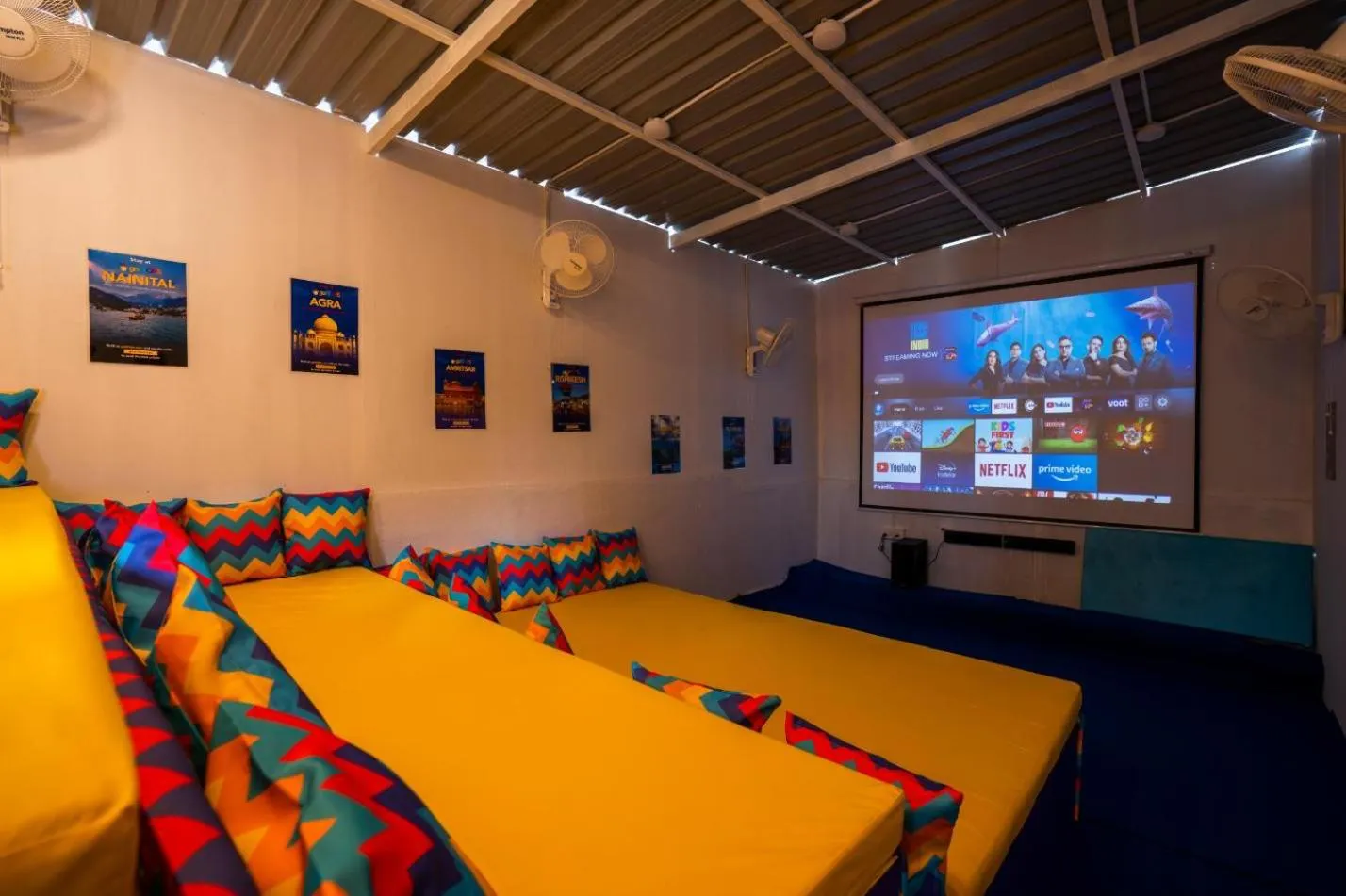 Seating area in goSTOPS Bengaluru, Gandhi Nagar Majestic