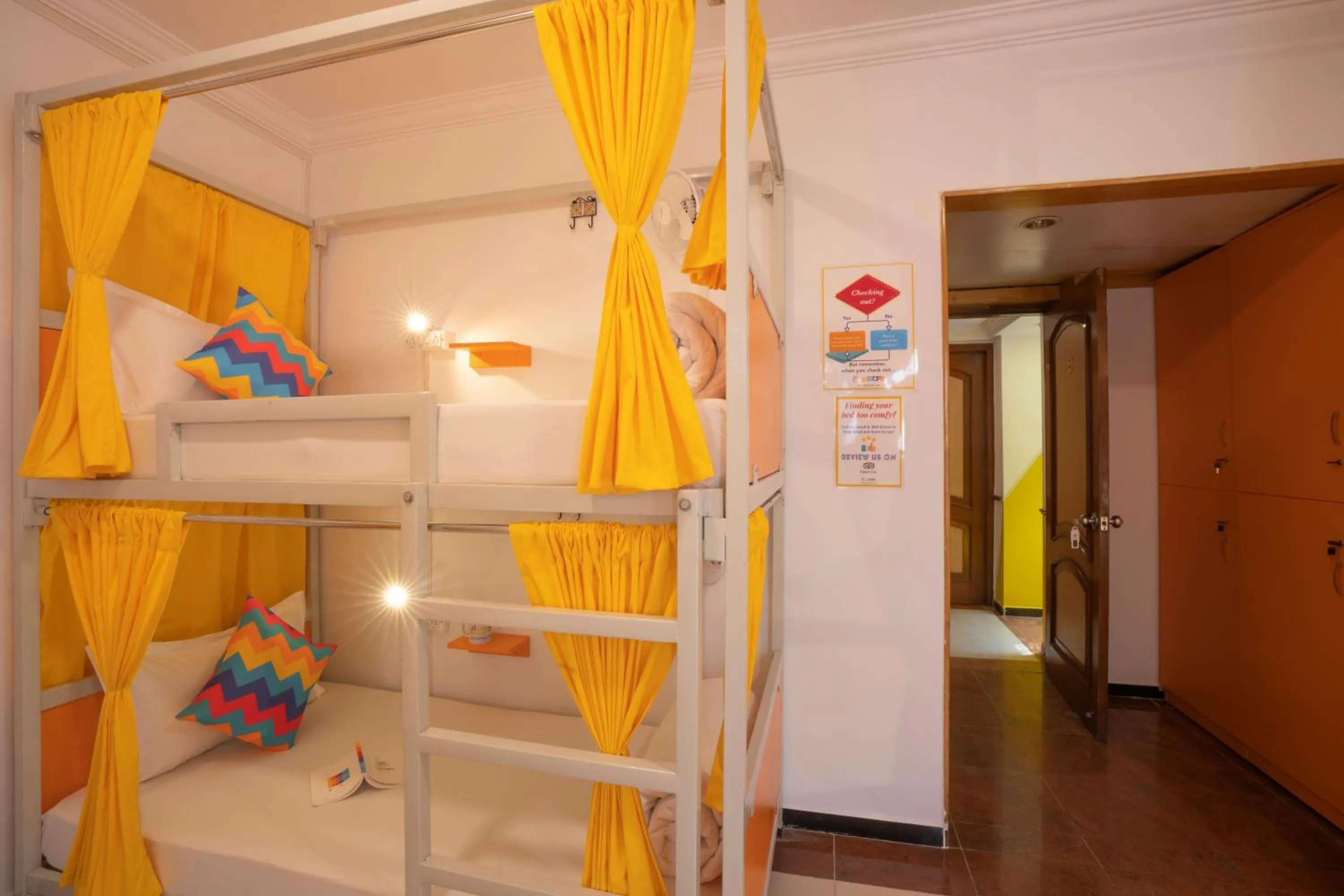 Bed in goSTOPS Bengaluru, Gandhi Nagar Majestic