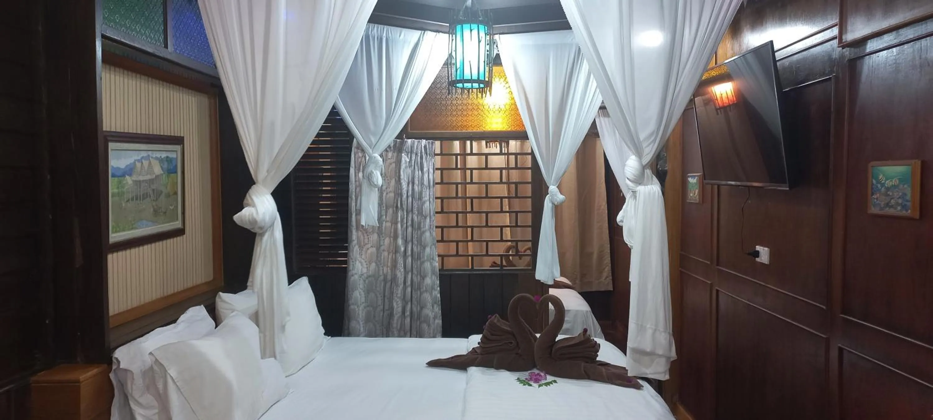 Bed in Mangrove House Lanta Old Town