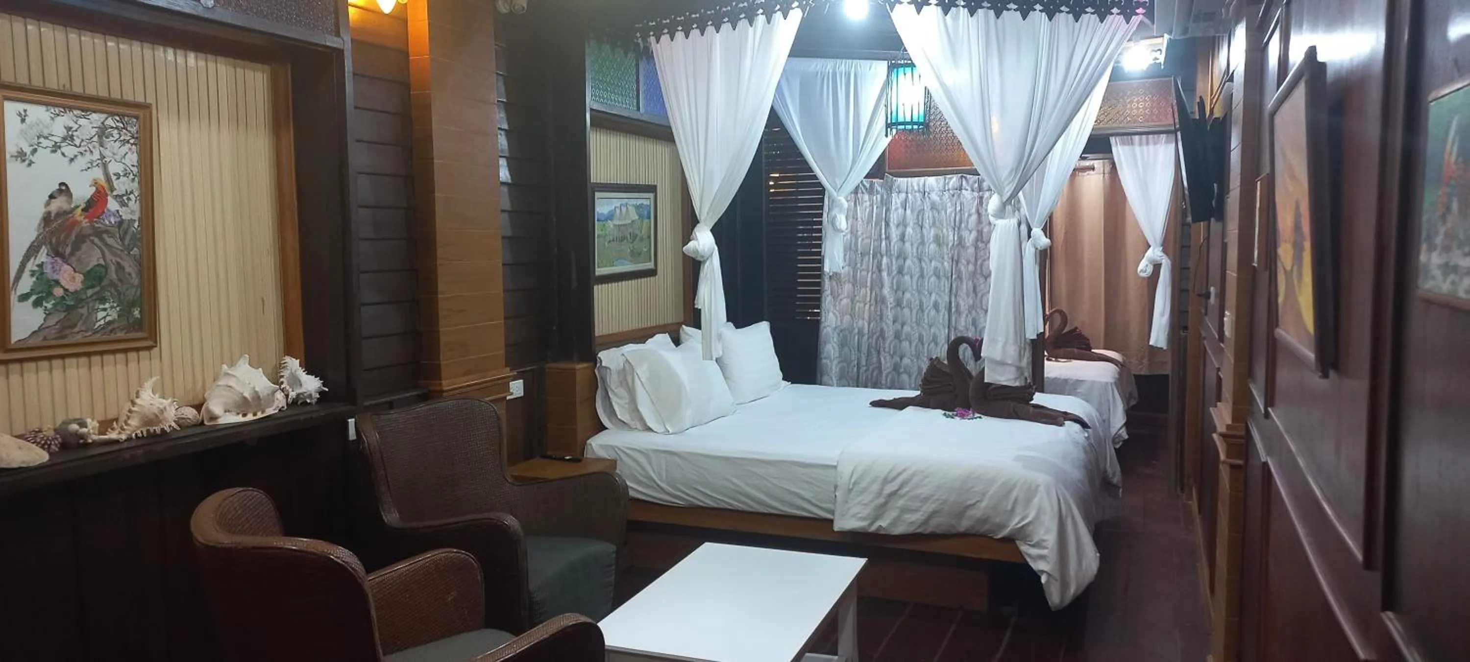 Bed in Mangrove House Lanta Old Town