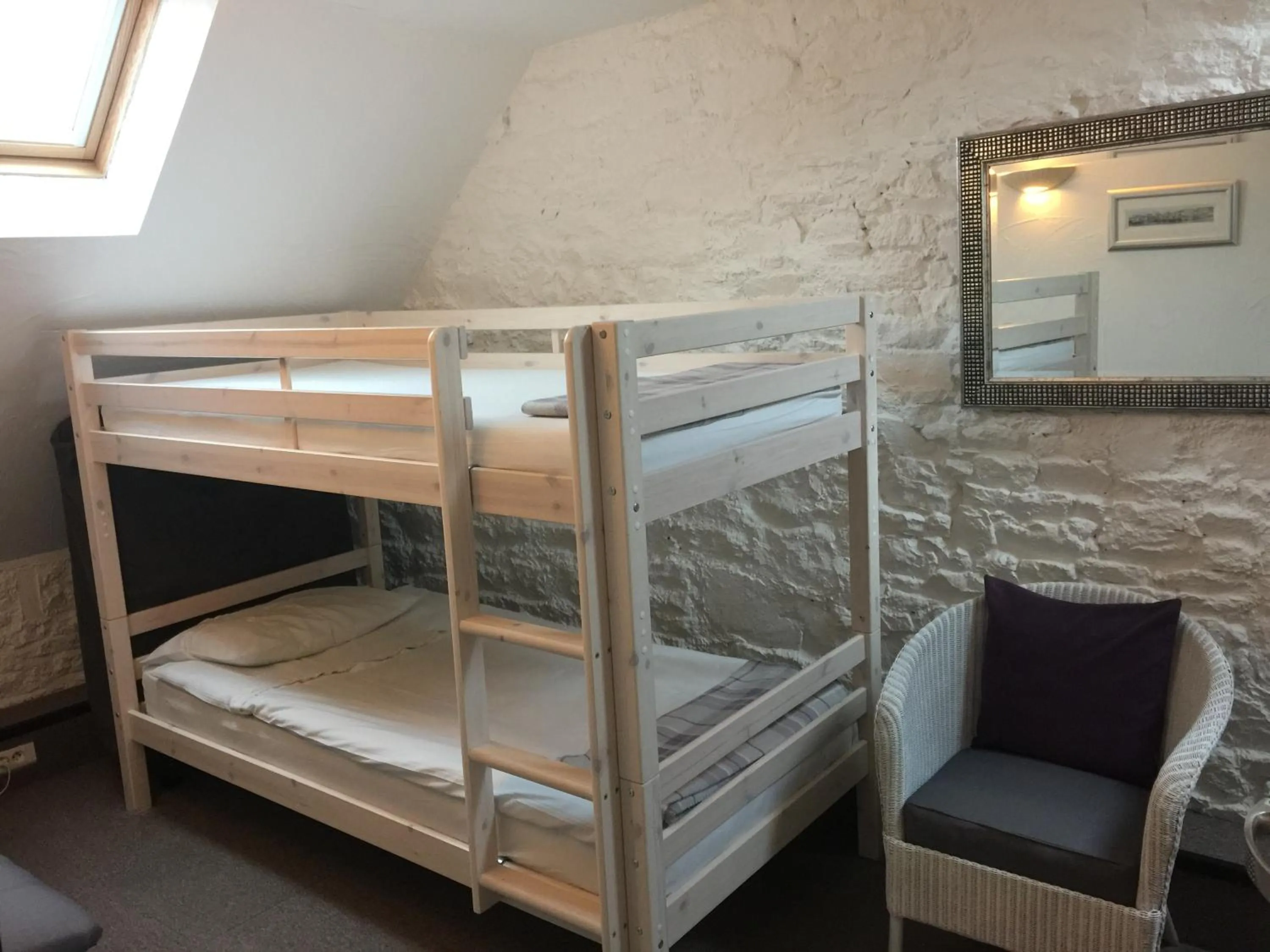 Other, Bed in Au Bon Accueil