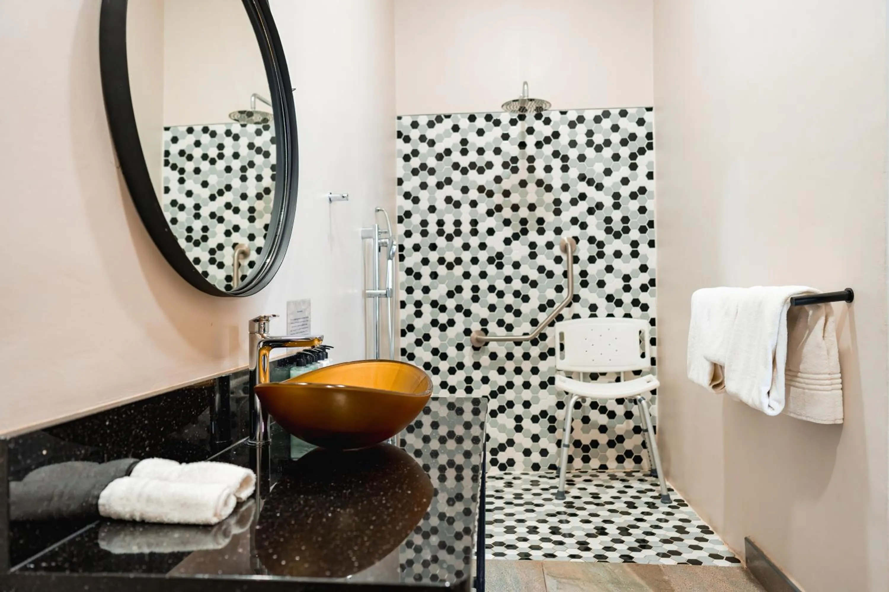 Bathroom in Nkosi Guest Lodge