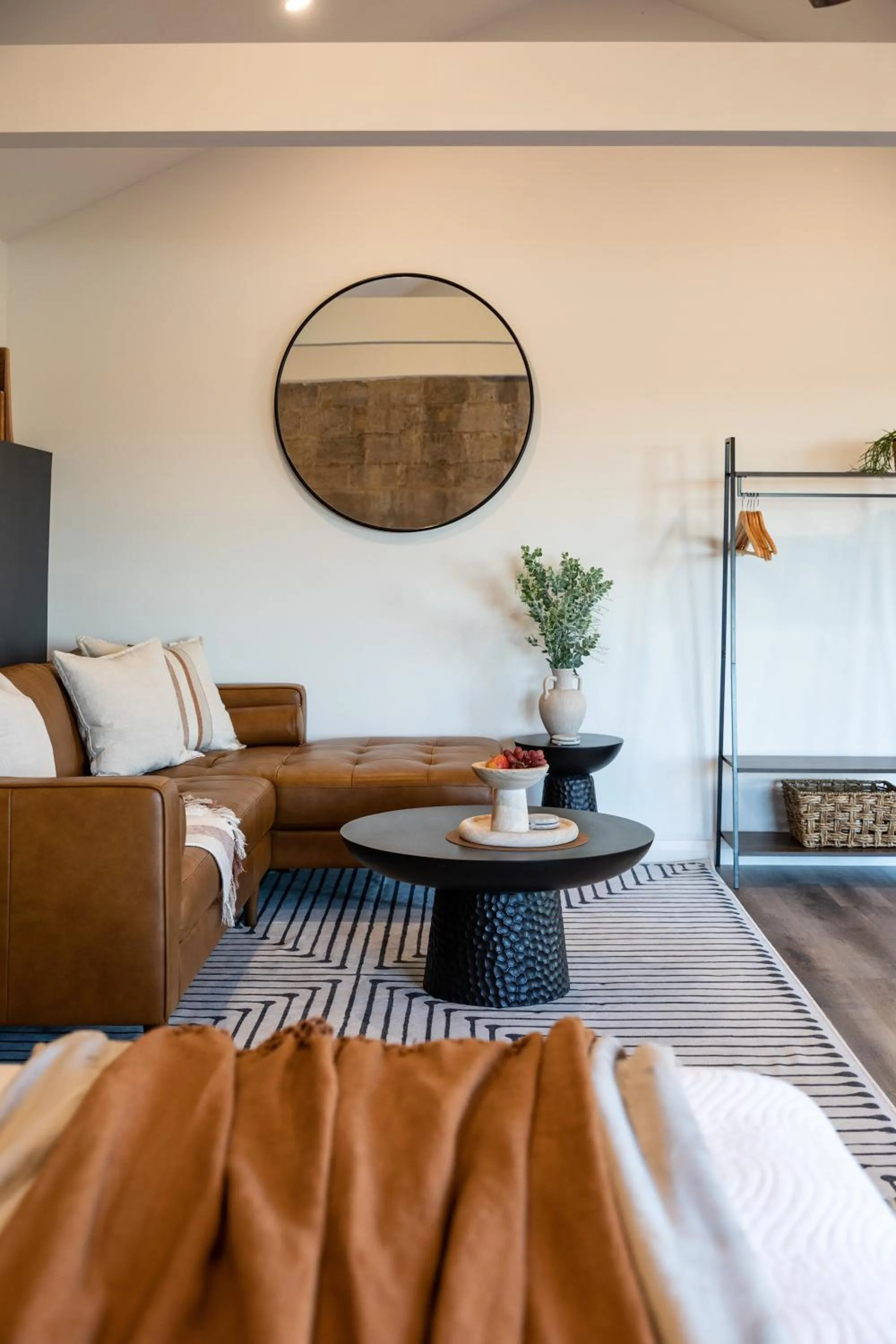 Living room in Pokolbin Farm Stay