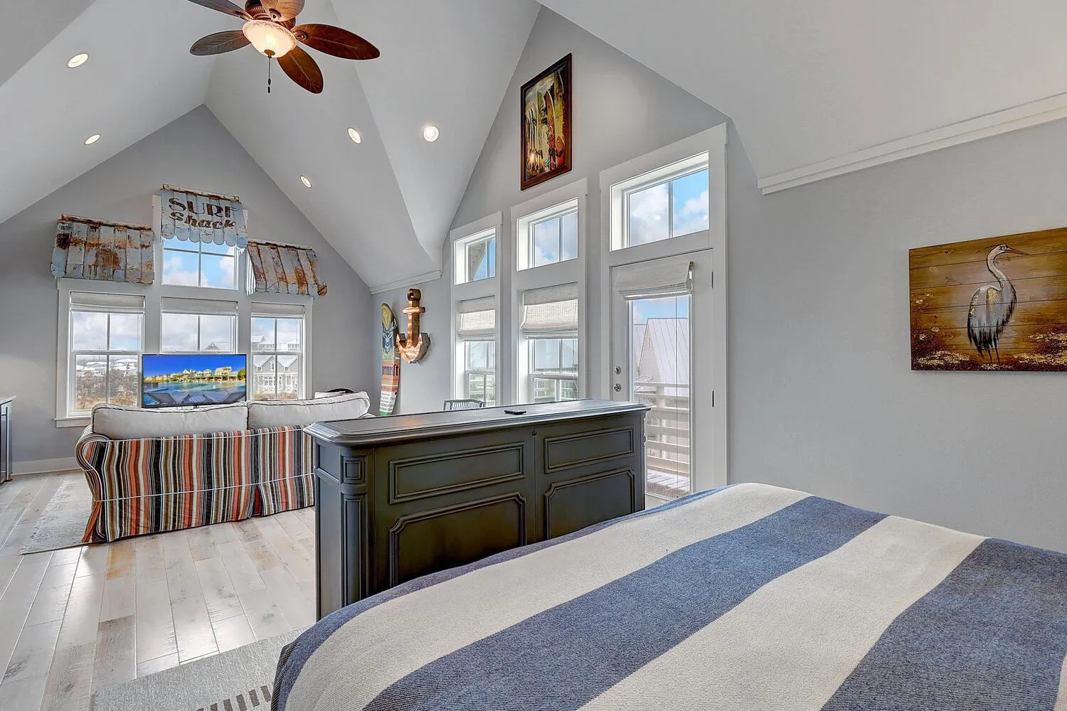 Other, Bed in Endless Summer TC 2302