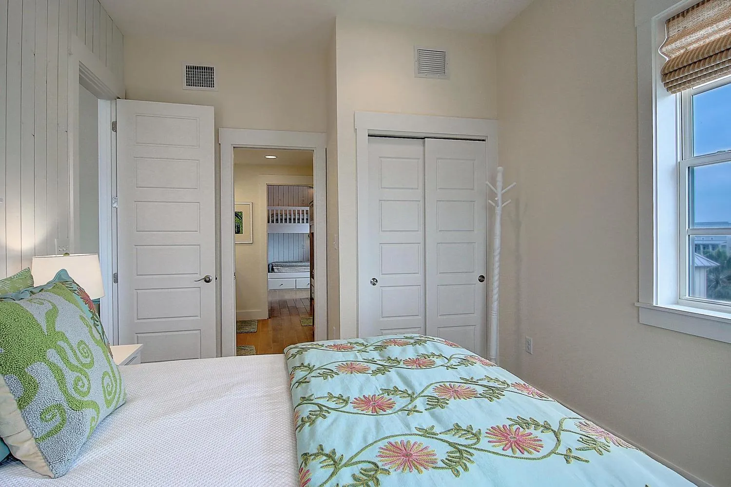 Other, Bed in Happy Crab TC 3301